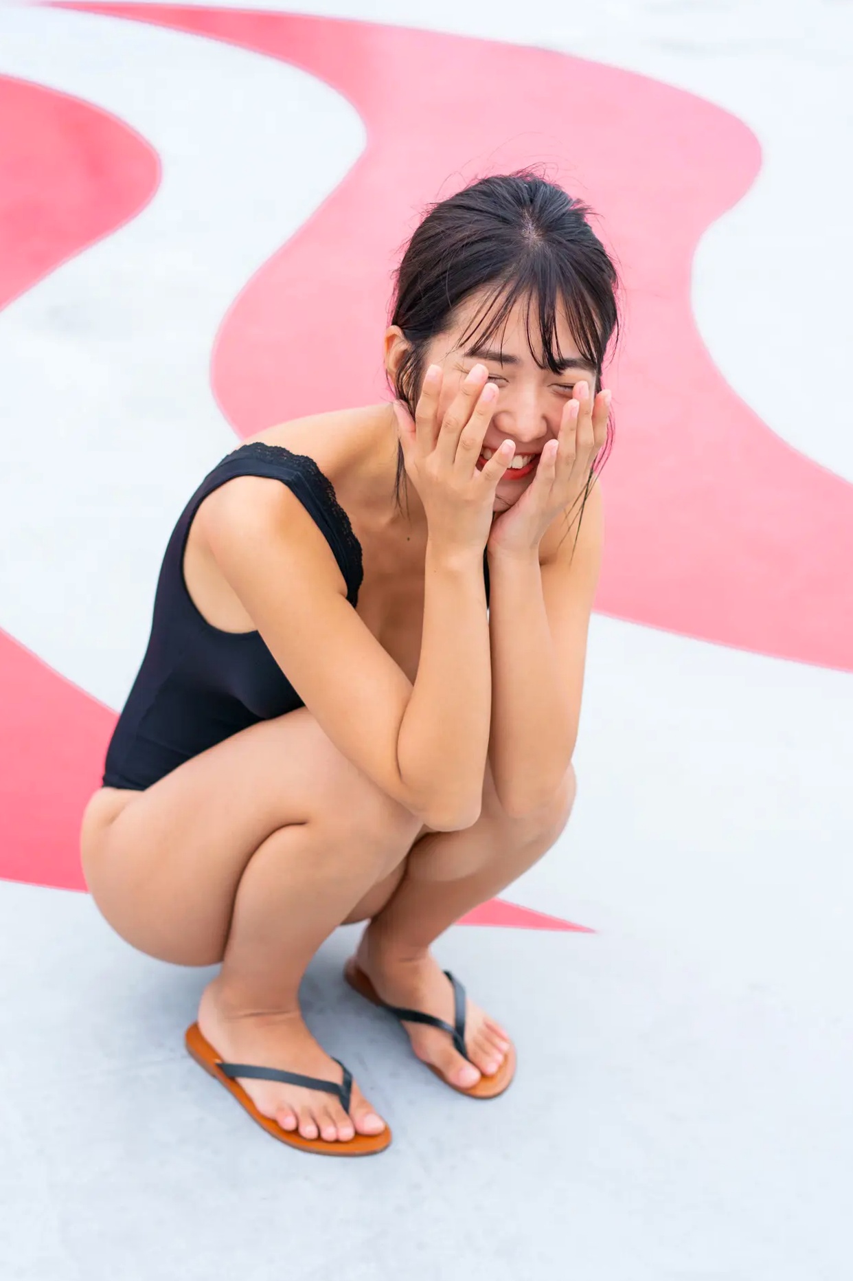 天羽希純 - 钱汤玩耍日系清纯性感写真 黑色泳衣甜美治愈
