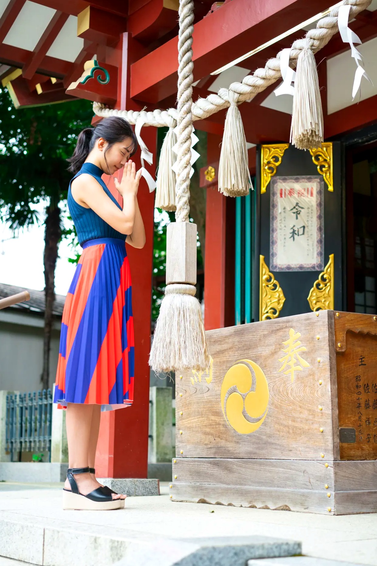 天羽希純 - 钱汤玩耍日系清纯性感写真 黑色泳衣甜美治愈