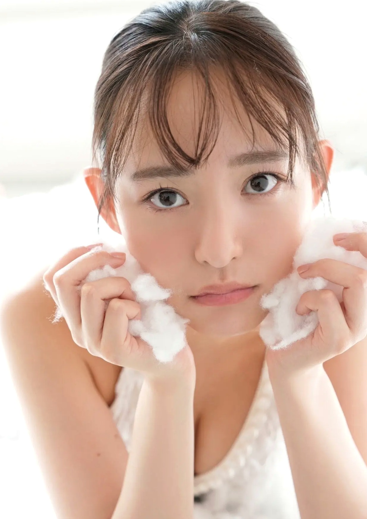 高崎かなみ《愛のすがた》日系清新比基尼性感私房写真 [83P]