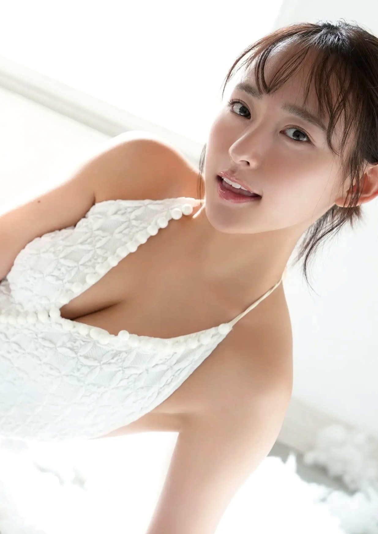 高崎かなみ《愛のすがた》日系清新比基尼性感私房写真 [83P]
