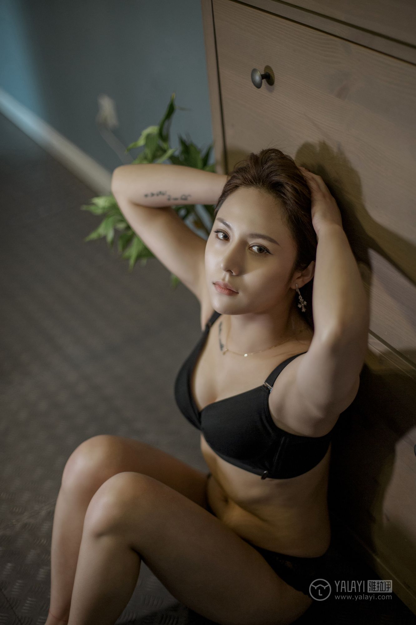 [YALAYI雅拉伊]高清写真图 2019.05.24 No.287 有毒 雅辛