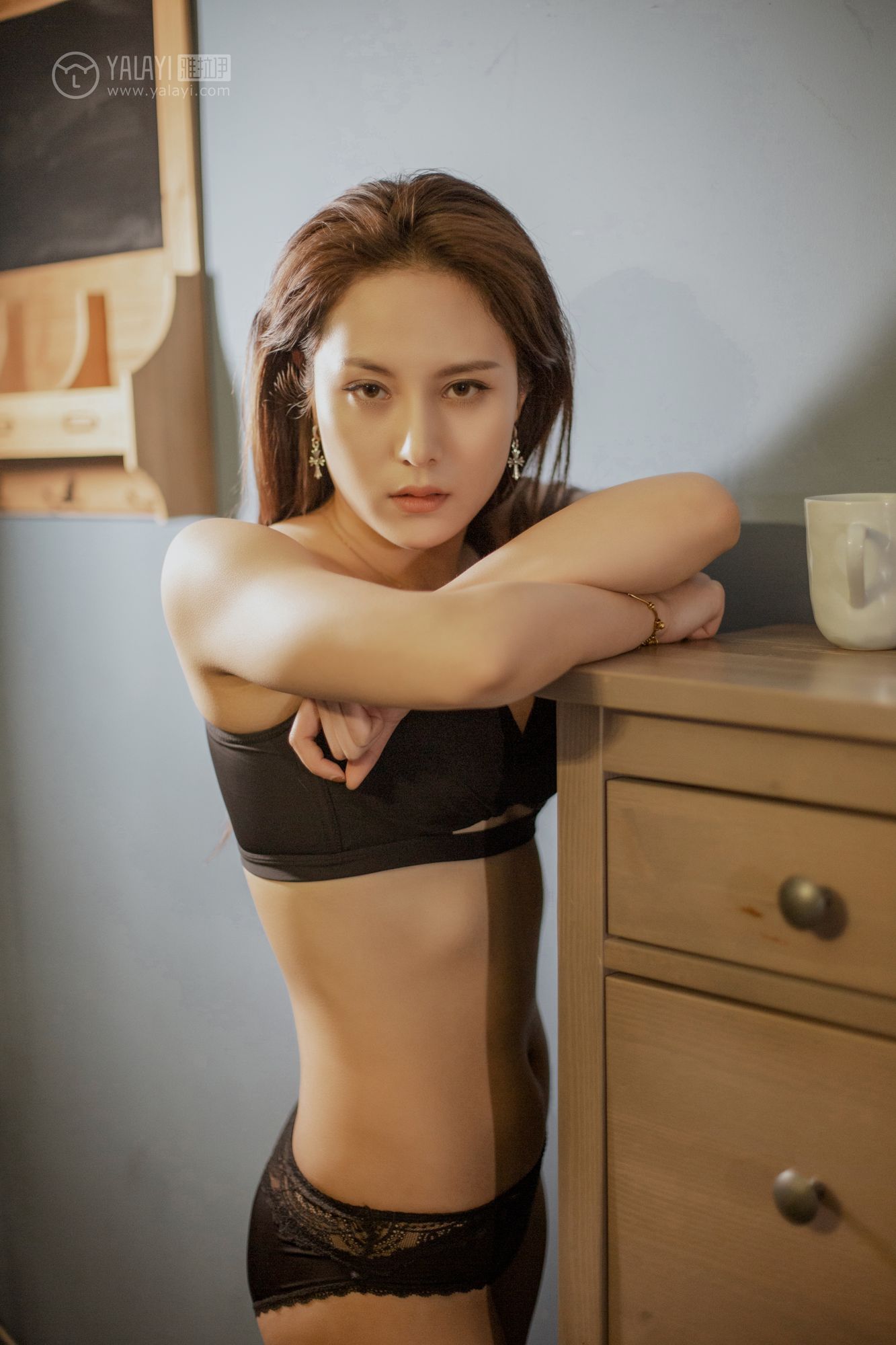 [YALAYI雅拉伊]高清写真图 2019.05.24 No.287 有毒 雅辛