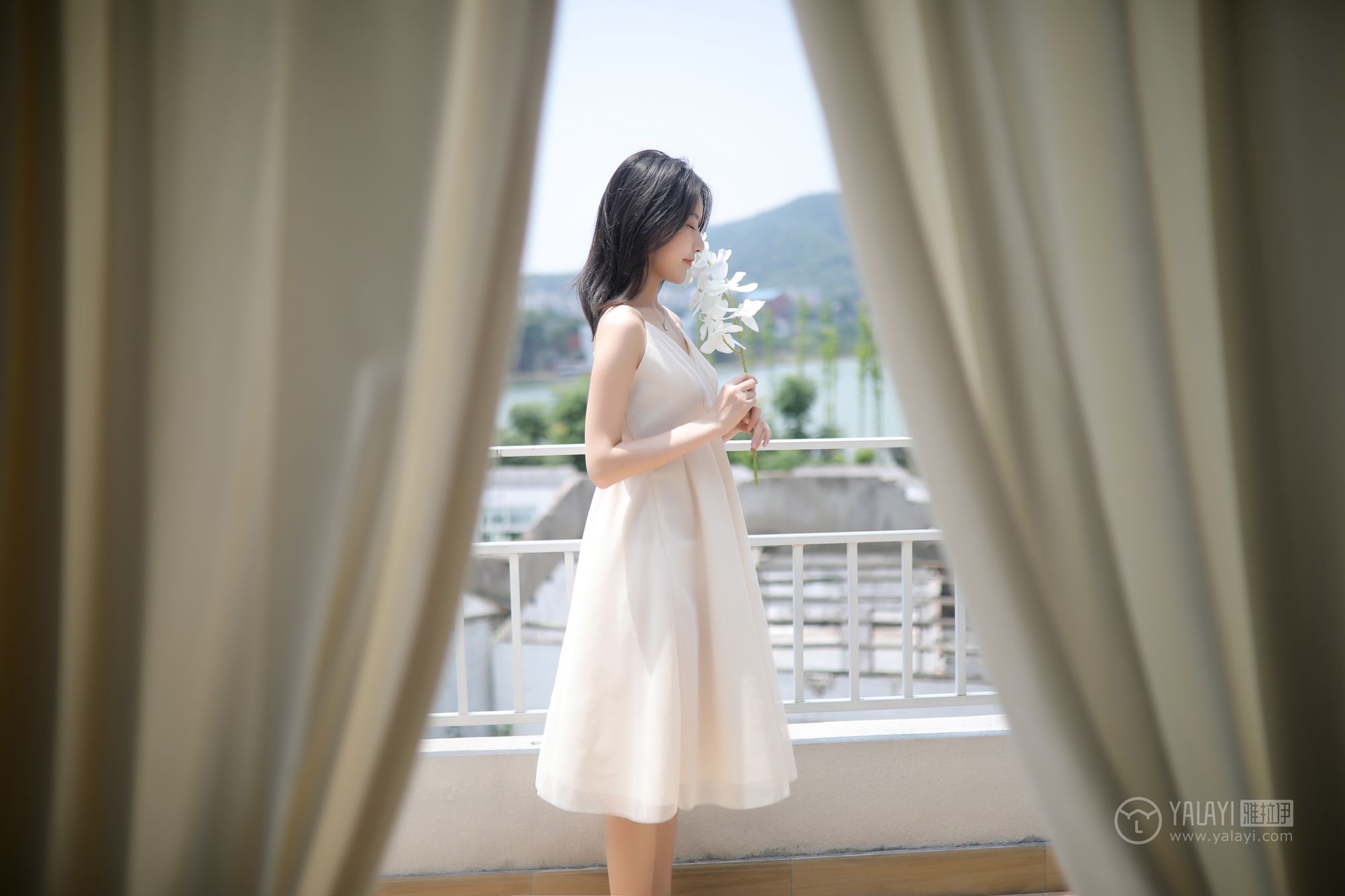 [YALAYI雅拉伊]高清写真图 2019.06.16 Vol.310 听风 白璐