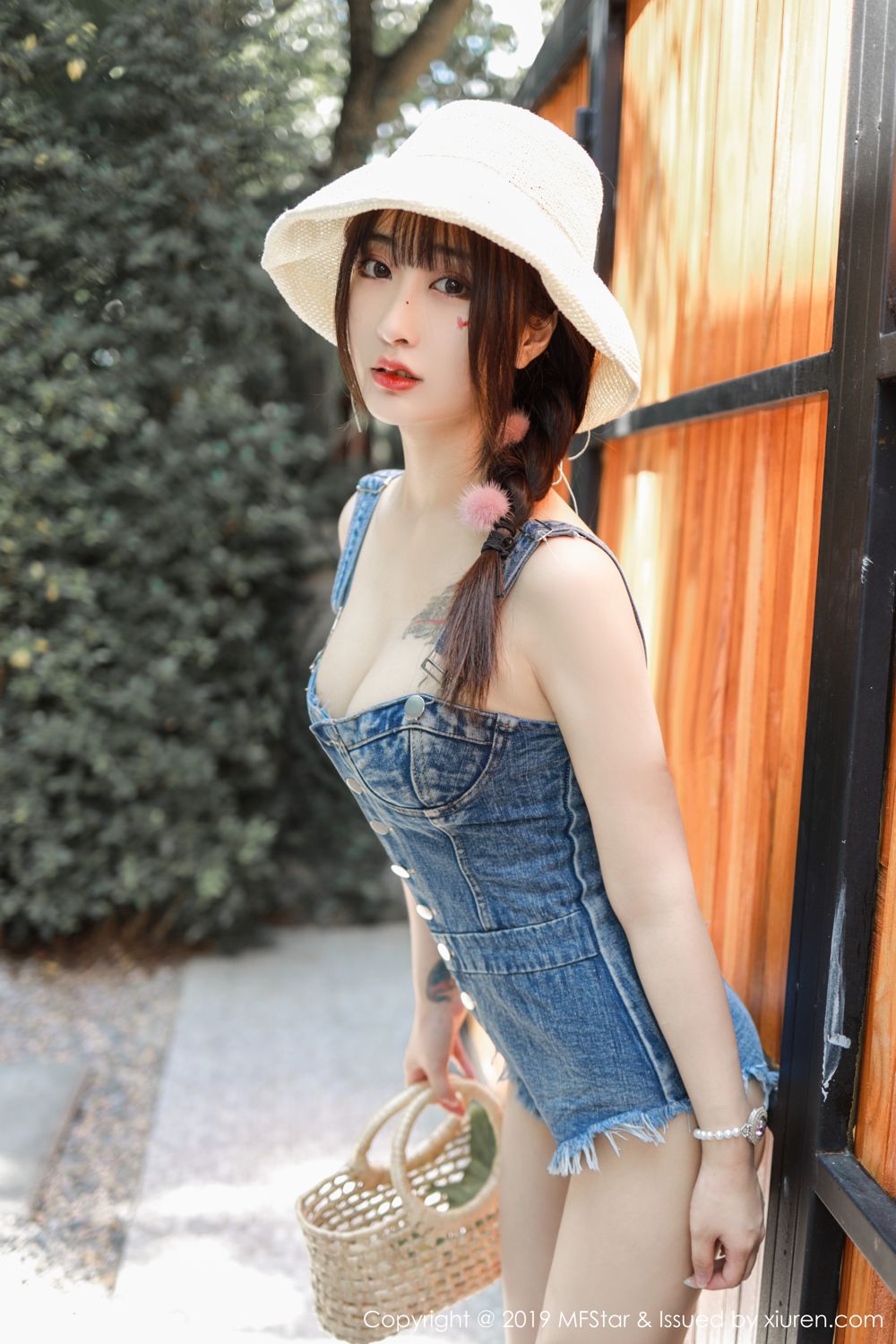 [MFStar]高清写真图 2019.11.11 VOL.228 Betty林子欣