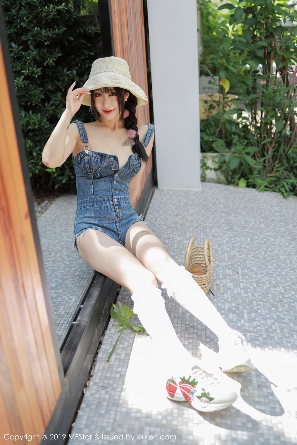 [MFStar]高清写真图 2019.11.11 VOL.228 Betty林子欣