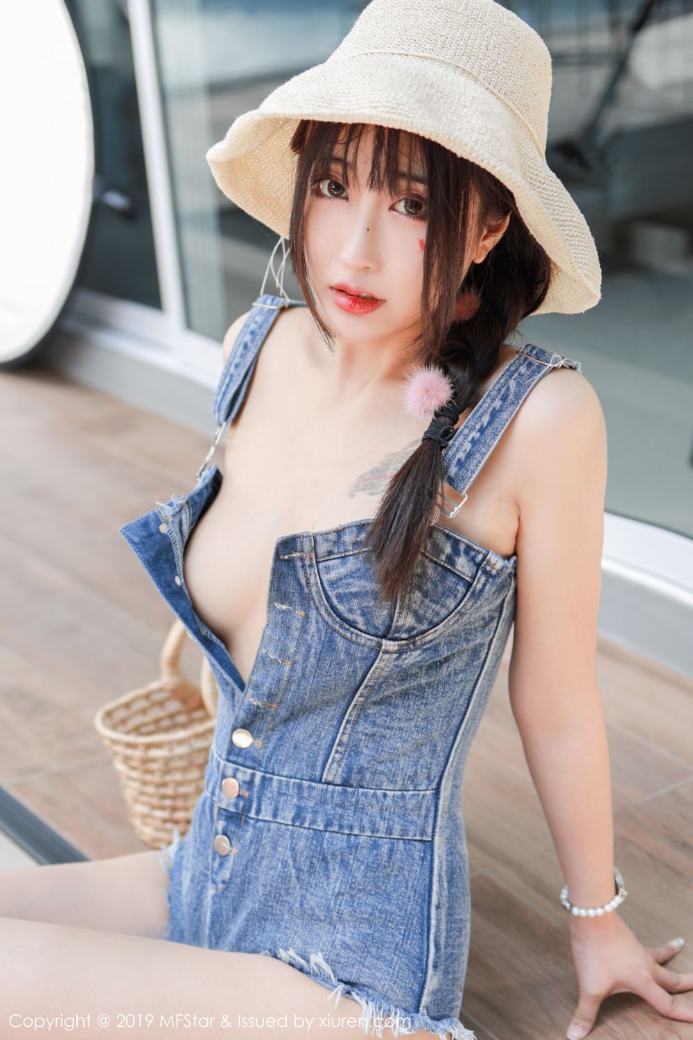 [MFStar]高清写真图 2019.11.11 VOL.228 Betty林子欣