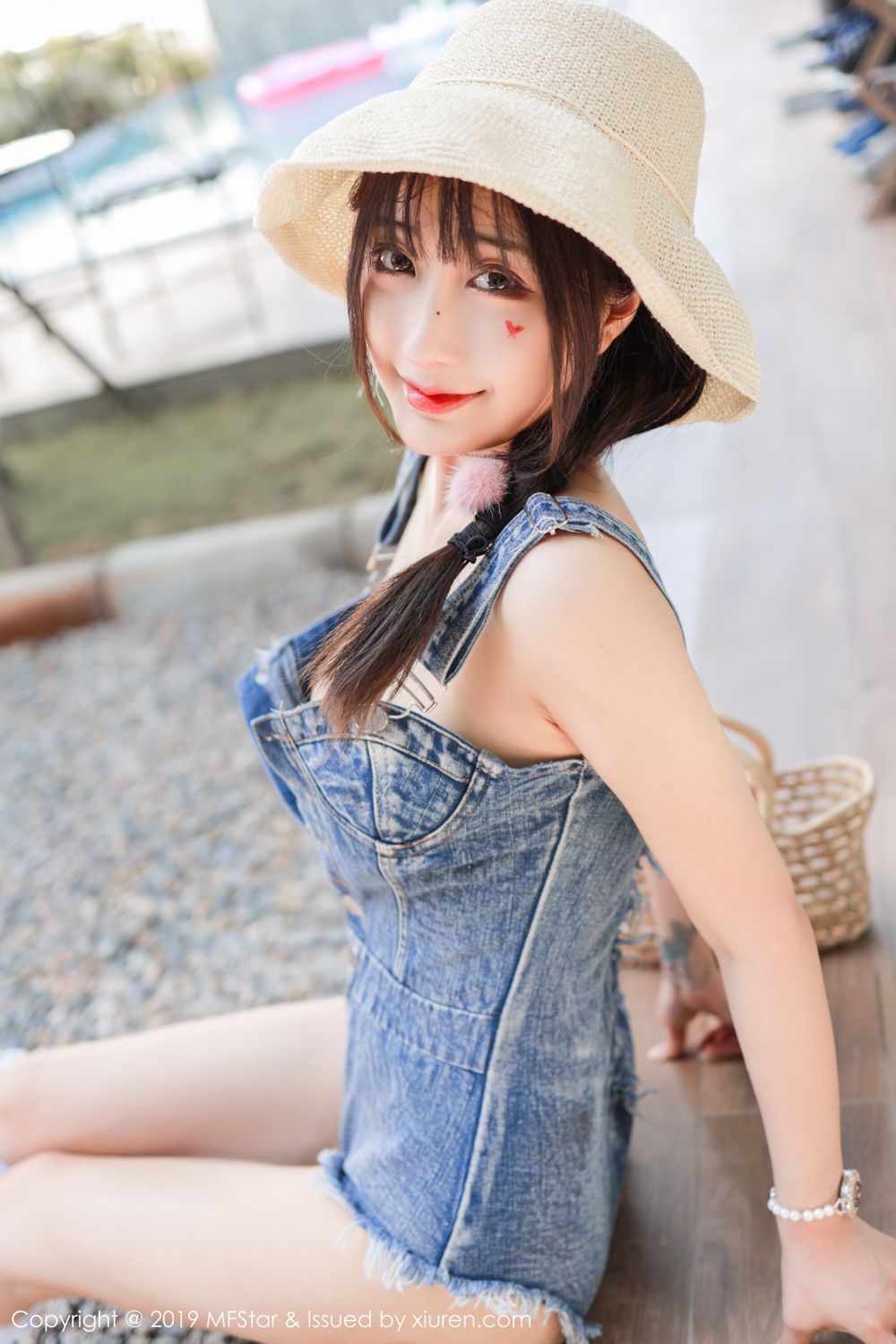 [MFStar]高清写真图 2019.11.11 VOL.228 Betty林子欣