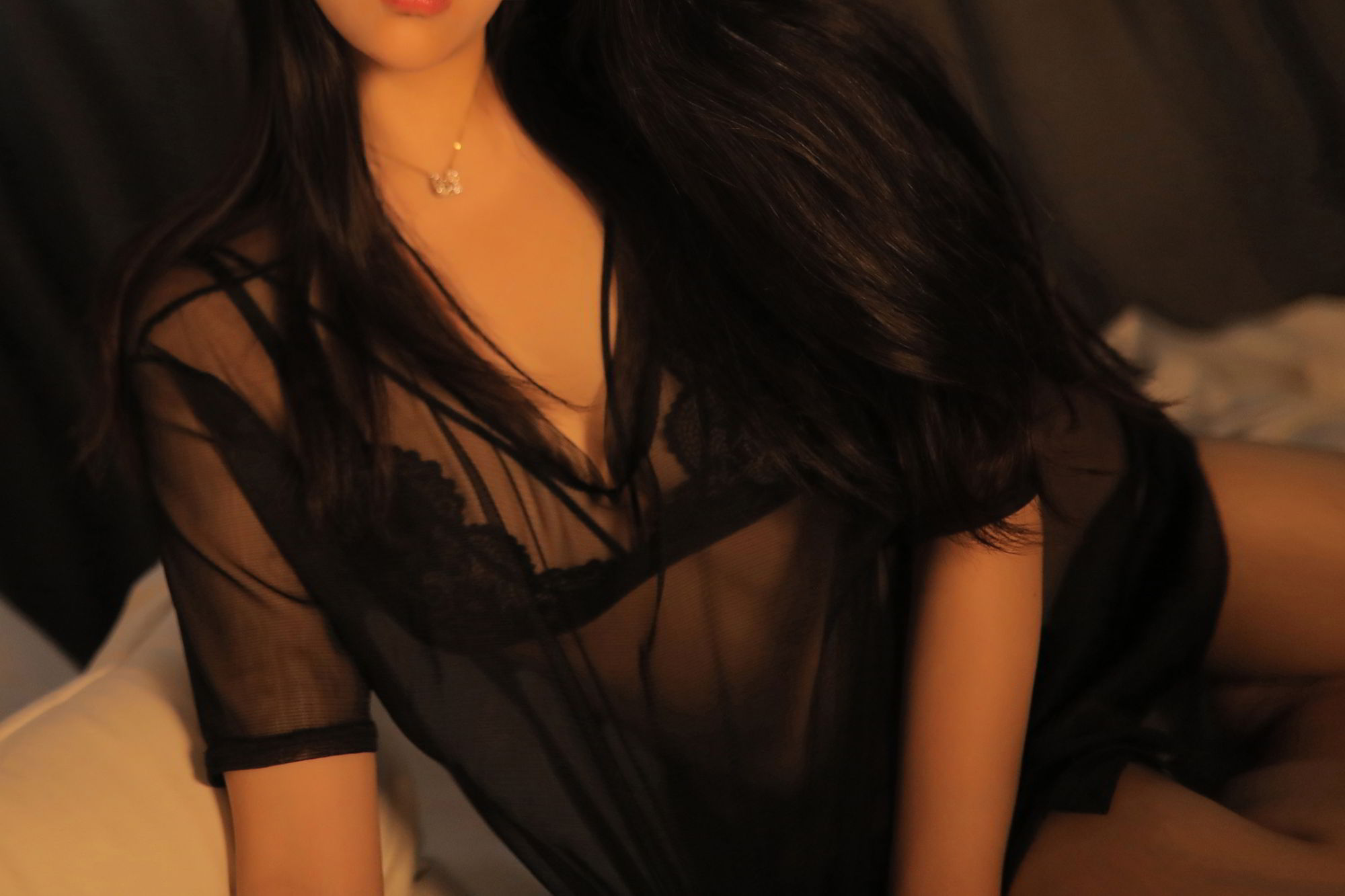 [YALAYI雅拉伊]高清写真图 2019.07.01 No.325 夜半私语 婼茹