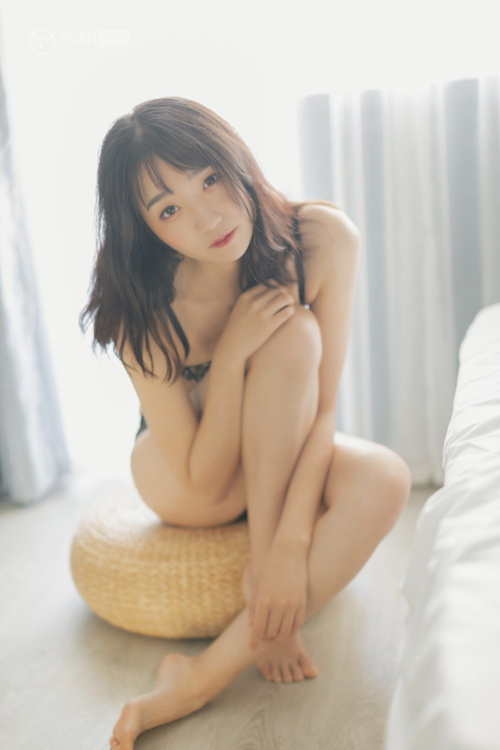 [YALAYI雅拉伊]高清写真图 2019.06.24 No.318 午后时光 念念