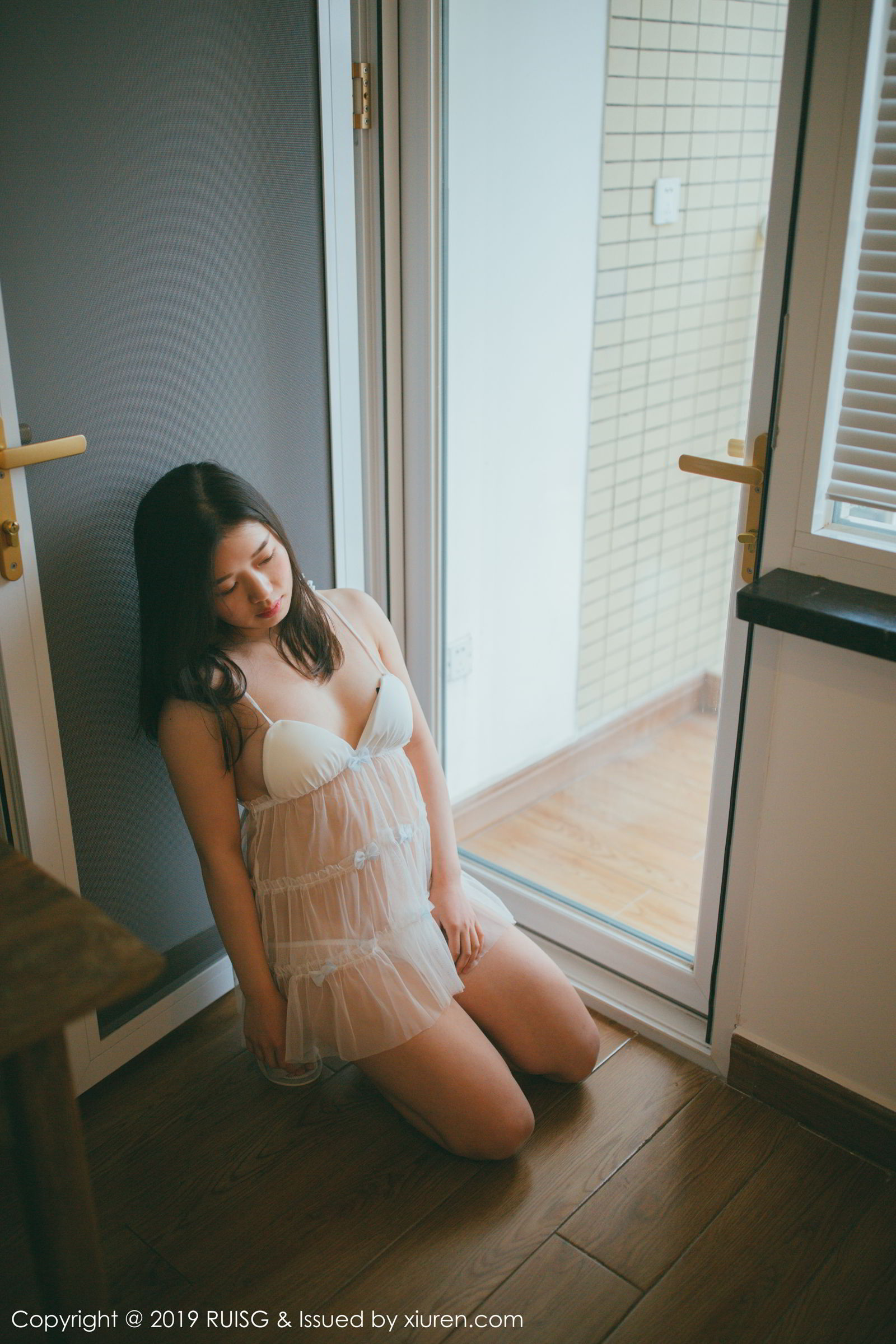 [RUISG]高清写真图 2019.07.15 VOL.073 浪漫果味