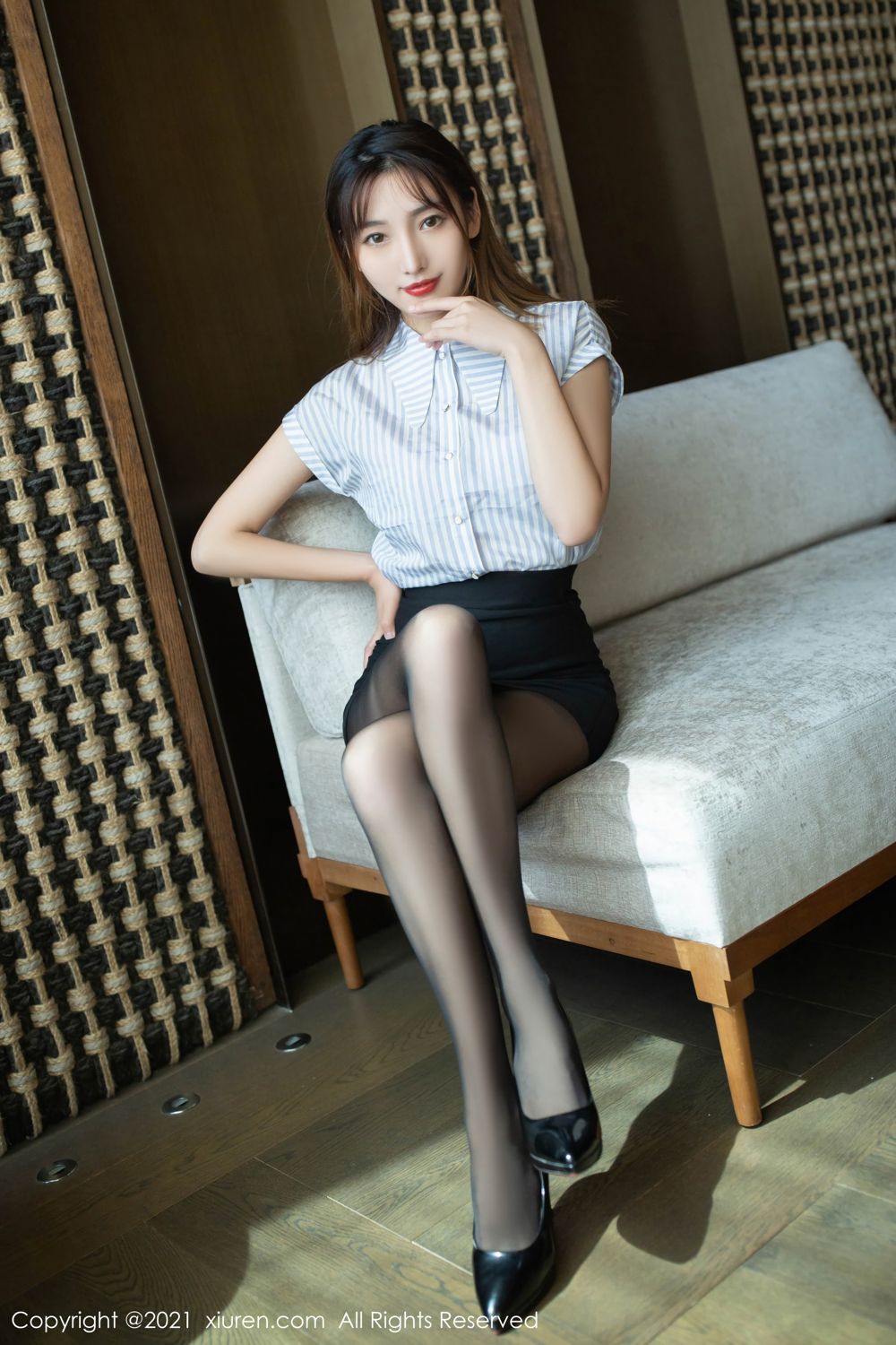 [XiuRen]高清写真图 2021.12.09 No.4321 陆萱萱