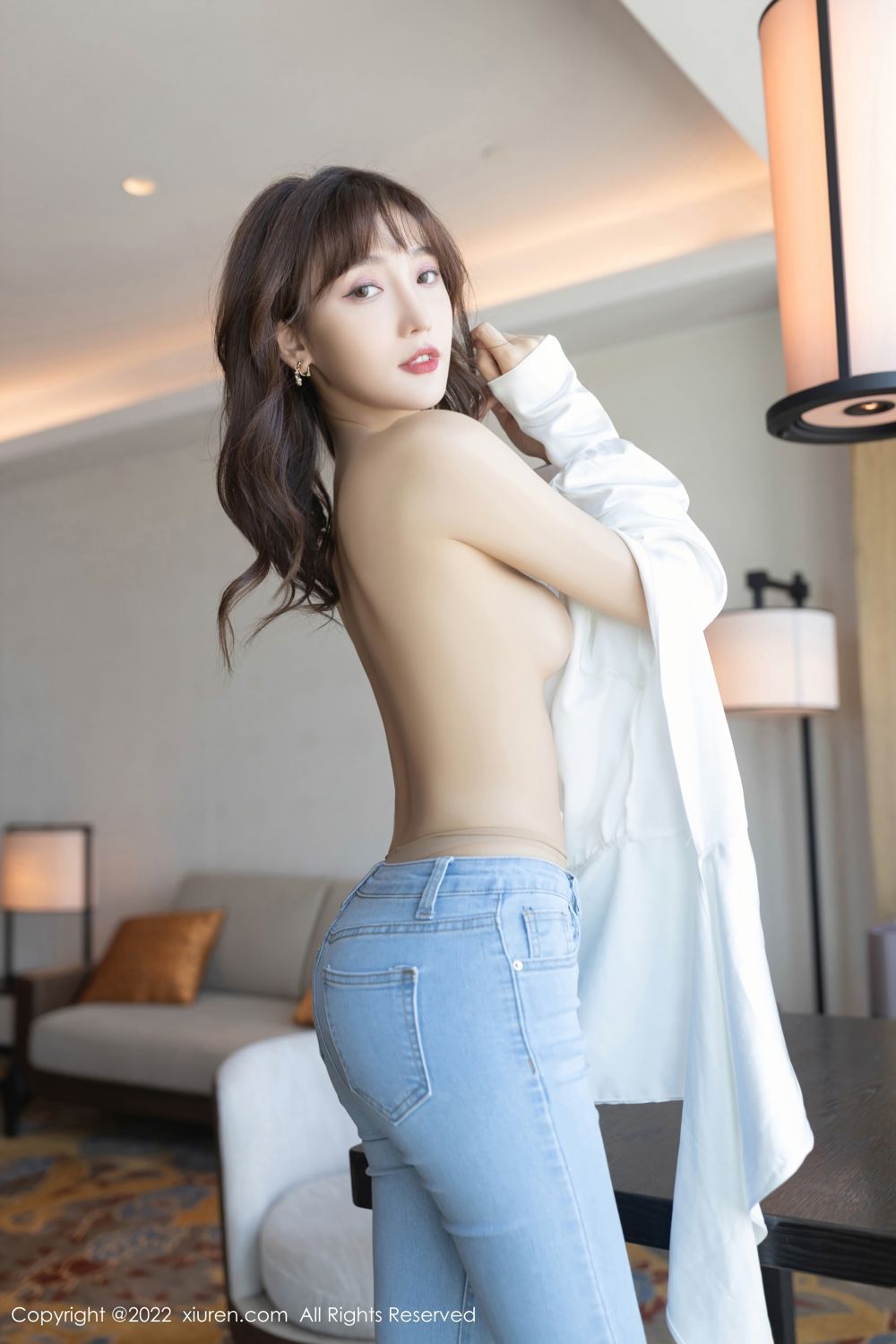 [XiuRen]高清写真图 2022.01.05 No.4425 陆萱萱