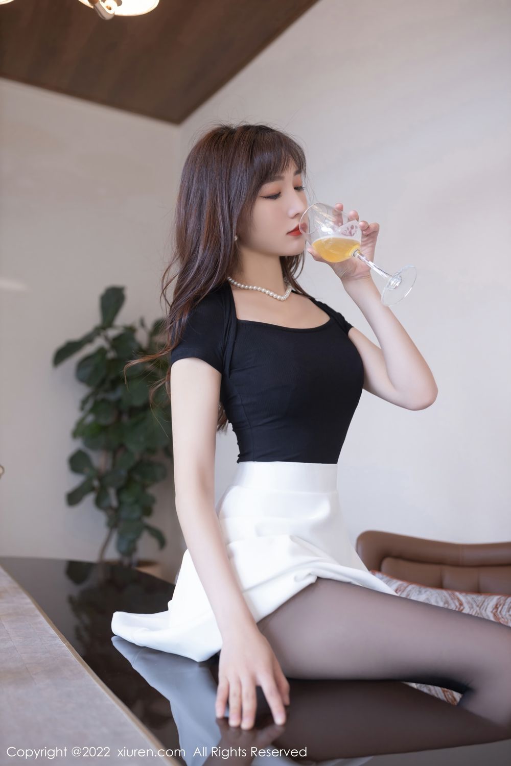 [XiuRen]高清写真图 2022.06.01 No.5095 陆萱萱