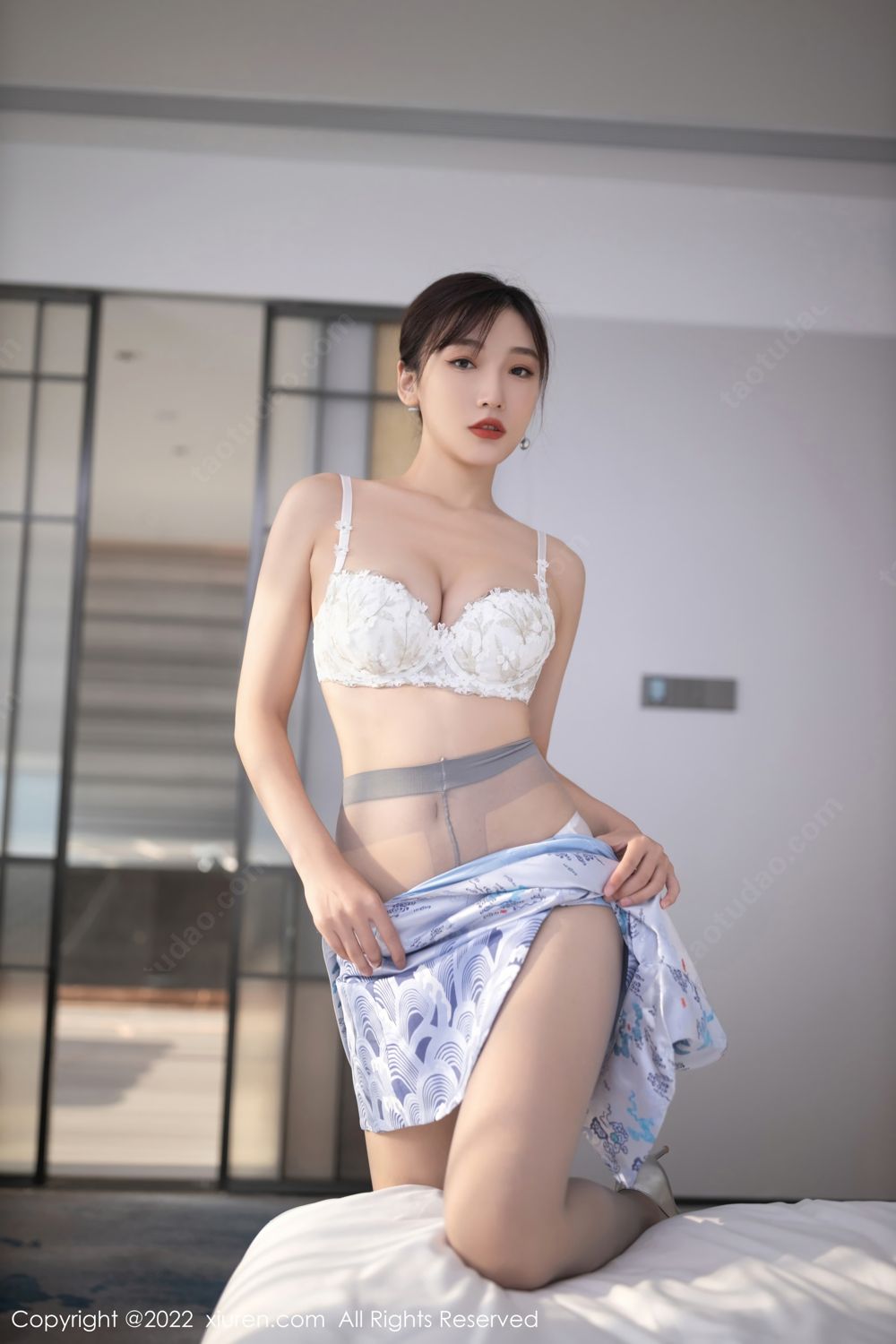 [XiuRen]高清写真图 2022.10.20 No.5739 陆萱萱