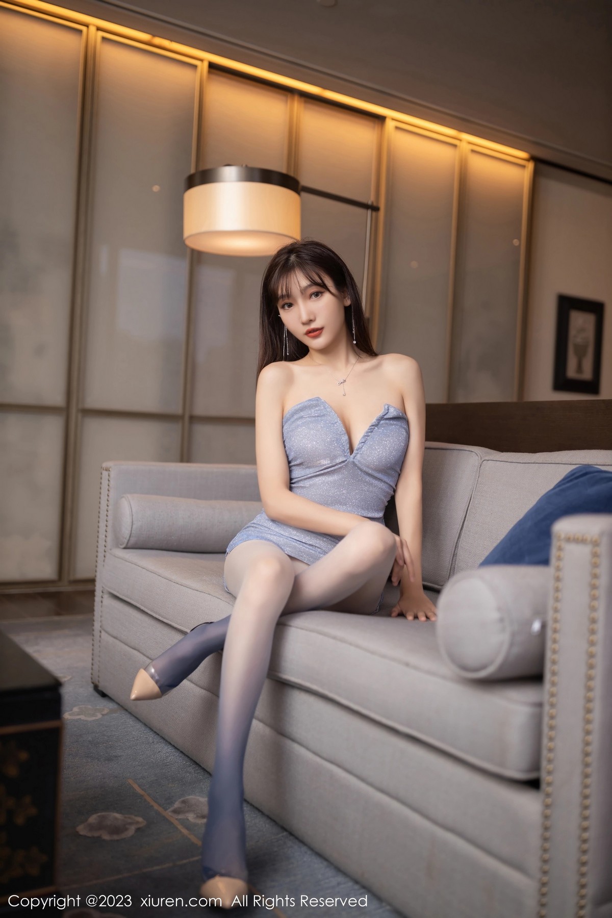 [XiuRen]高清写真图 2023.04.06 No.6531 陆萱萱 丝袜美腿