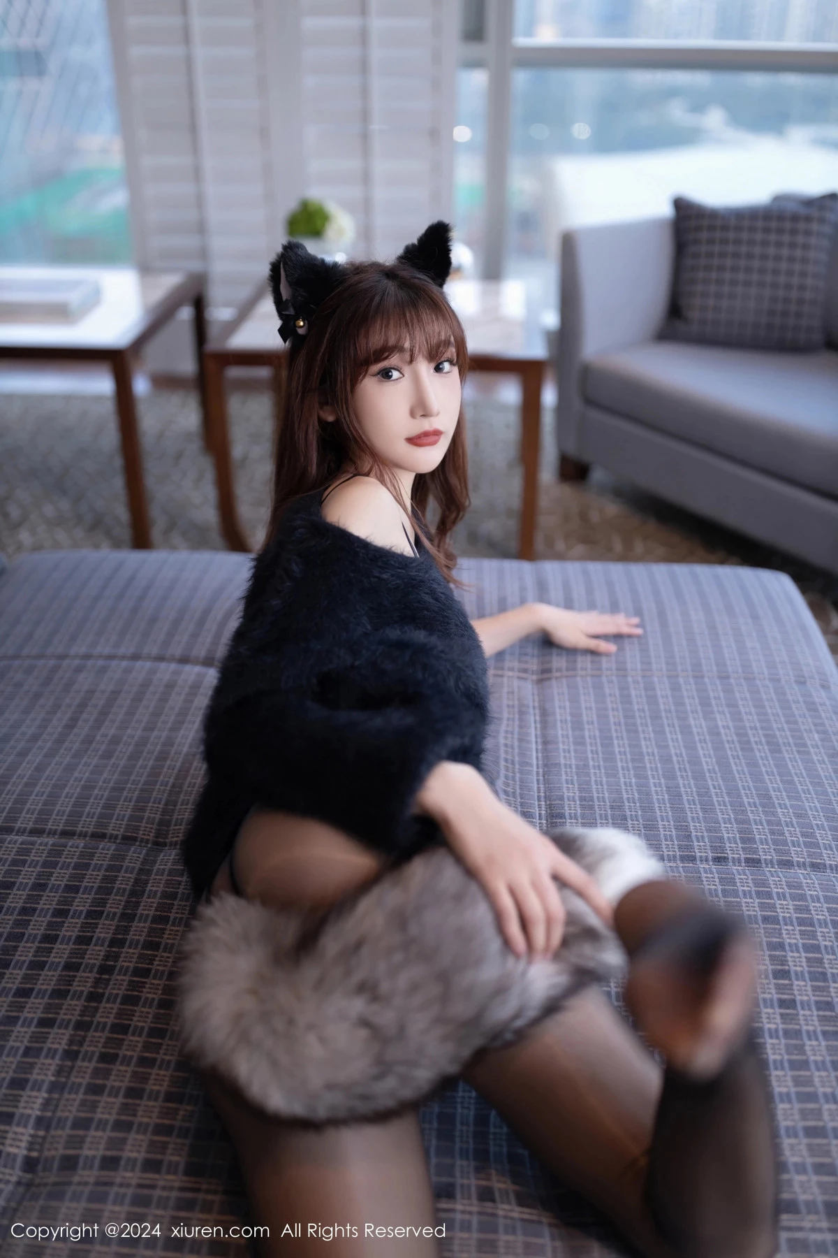 [XiuRen]高清写真图 2024.02.29 No.8159 陆萱萱 黑丝性感