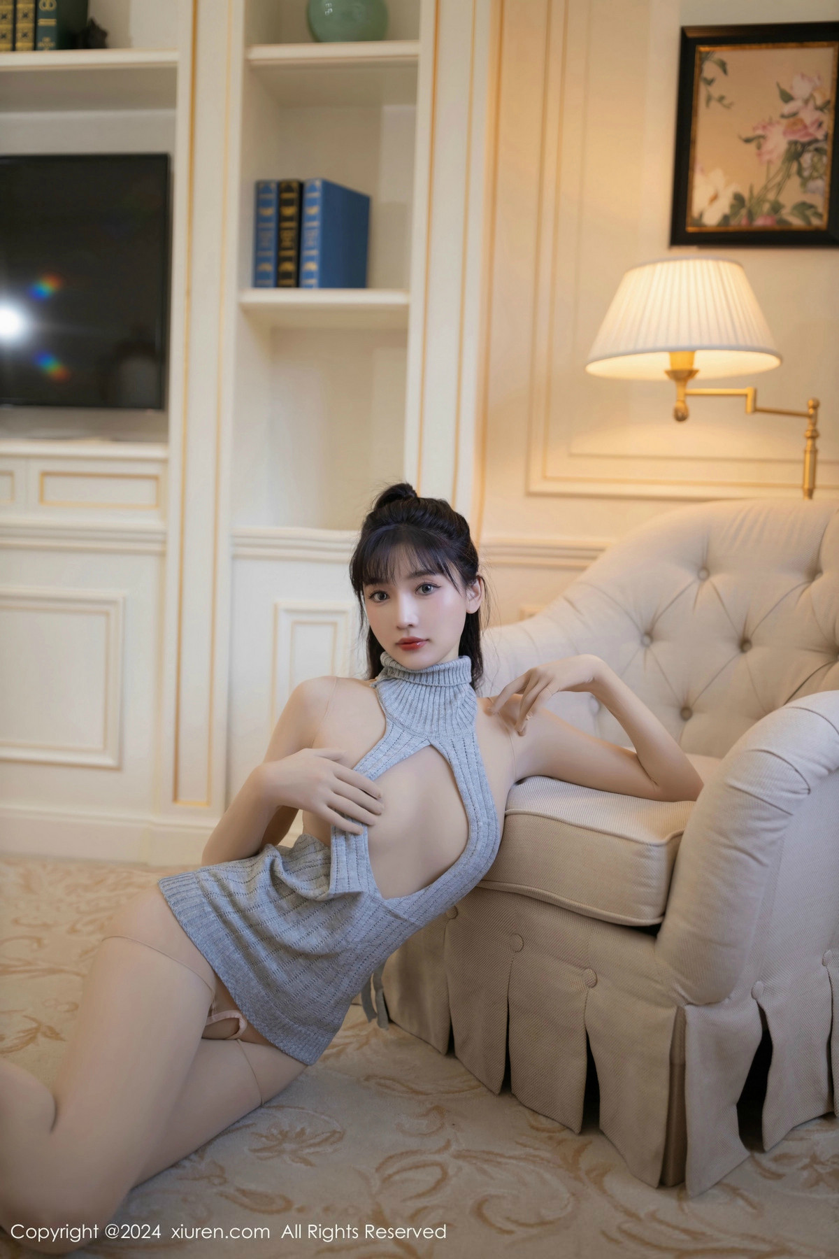 [XiuRen]高清写真图 2024.11.07 No.9413 陆萱萱 丝袜美腿