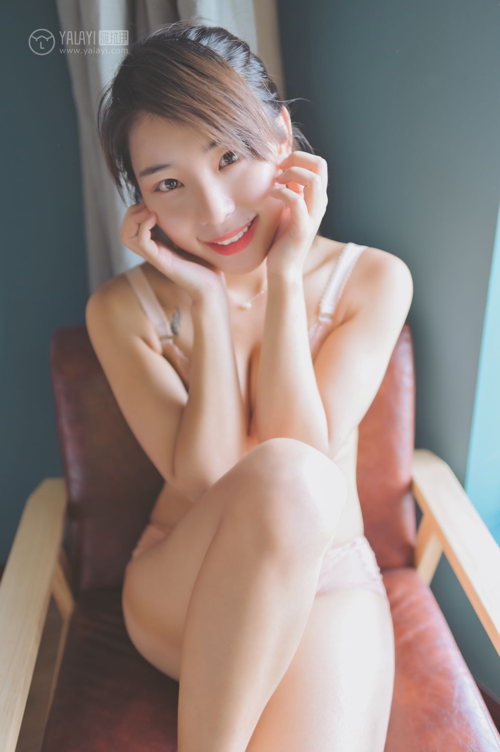 [YALAYI雅拉伊]高清写真图 2019.07.14 Vol.338 你笑起来真好看 俞青青