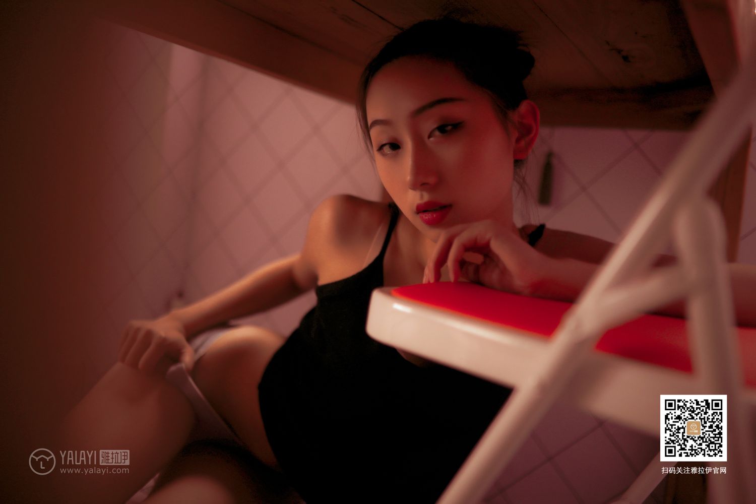 [YALAYI雅拉伊]高清写真图 2019.08.10 Vol.365 情关难解 晓琪