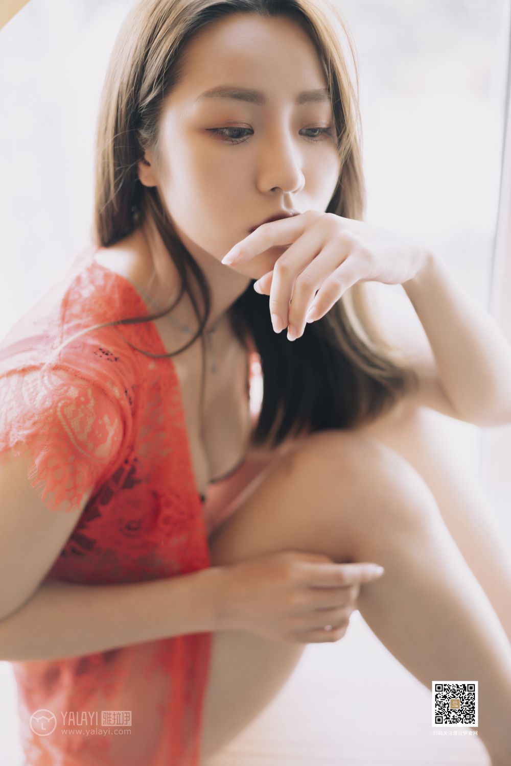 [YALAYI雅拉伊]高清写真图 2019.08.27 No.381 红与黑 芊芊