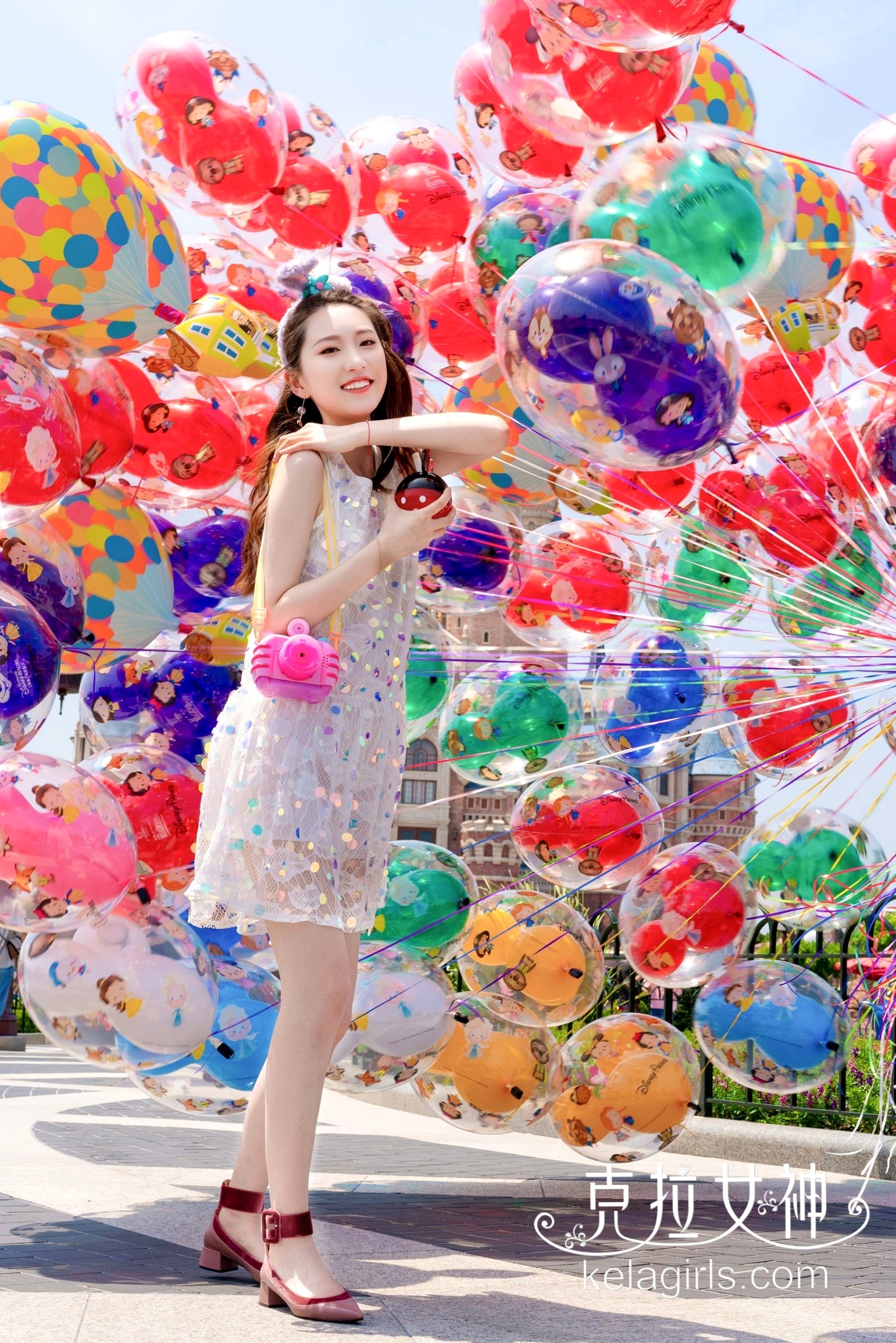 Gallery - KelaGirls克拉女神-芊芊-《梦幻迪士尼》清纯萌系元气少女户外旅拍清纯萌系克拉女神治愈系 芊芊女神私房照_秀色女神 - image 20