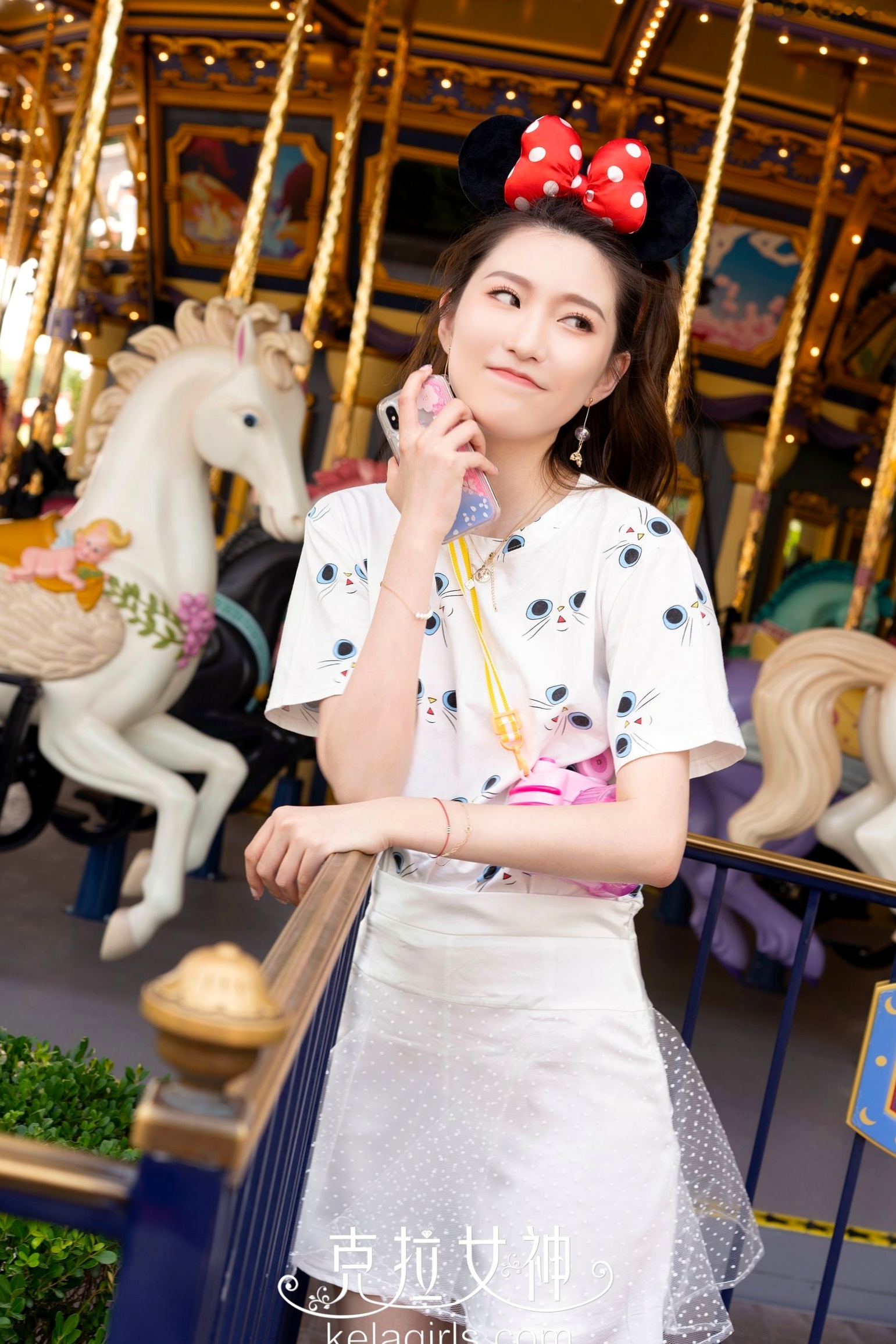 Gallery - KelaGirls克拉女神-芊芊-《梦幻迪士尼》清纯萌系元气少女户外旅拍清纯萌系克拉女神治愈系 芊芊女神私房照_秀色女神 - image 24