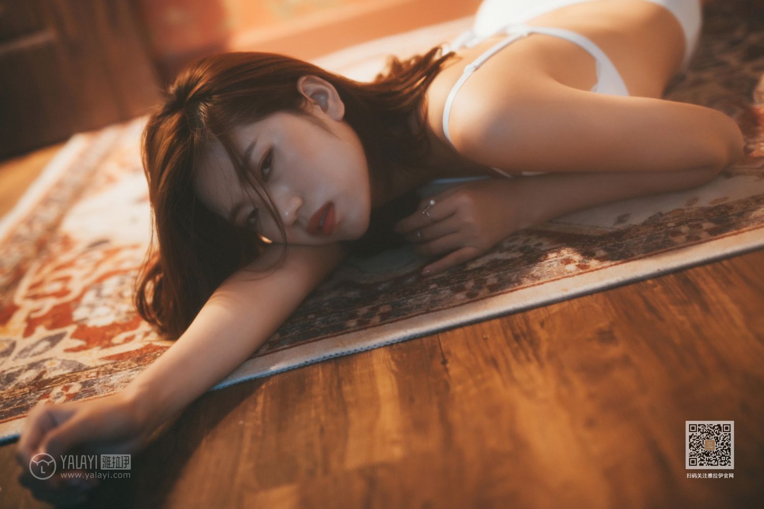 [YALAYI雅拉伊]高清写真图 2019.10.27 Vol.442 空房间 小小