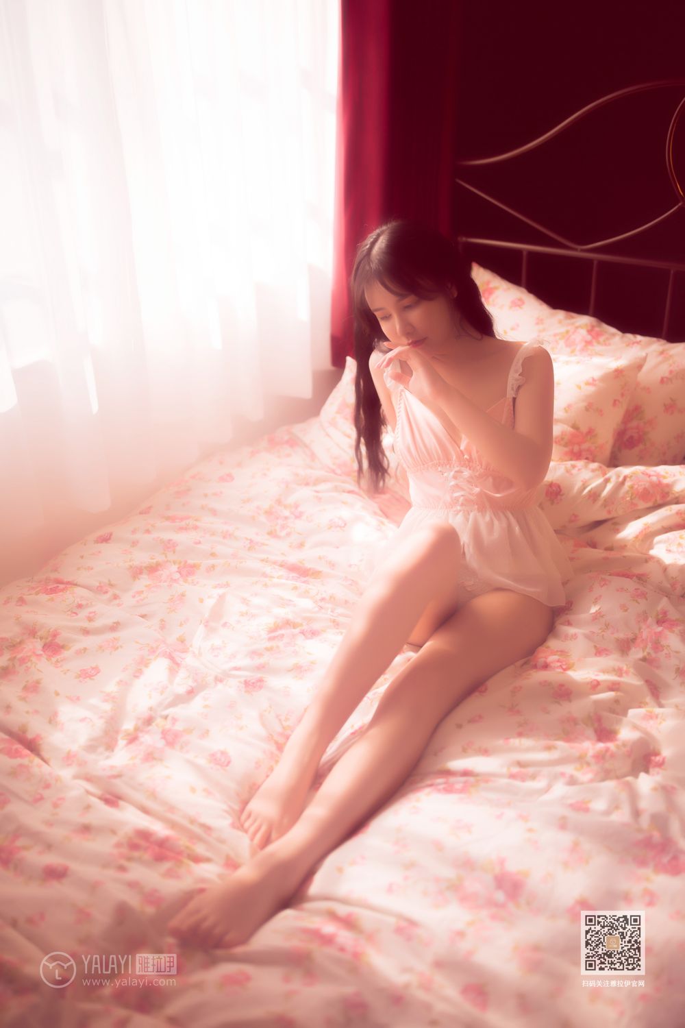 [YALAYI雅拉伊]高清写真图 2019.09.14 No.406 香床美人儿 香儿