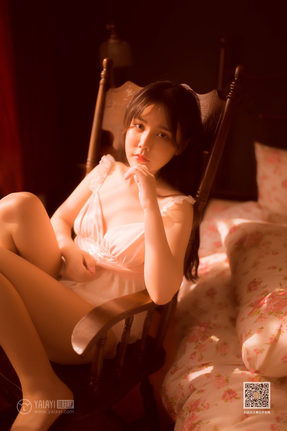 [YALAYI雅拉伊]高清写真图 2019.09.14 No.406 香床美人儿 香儿