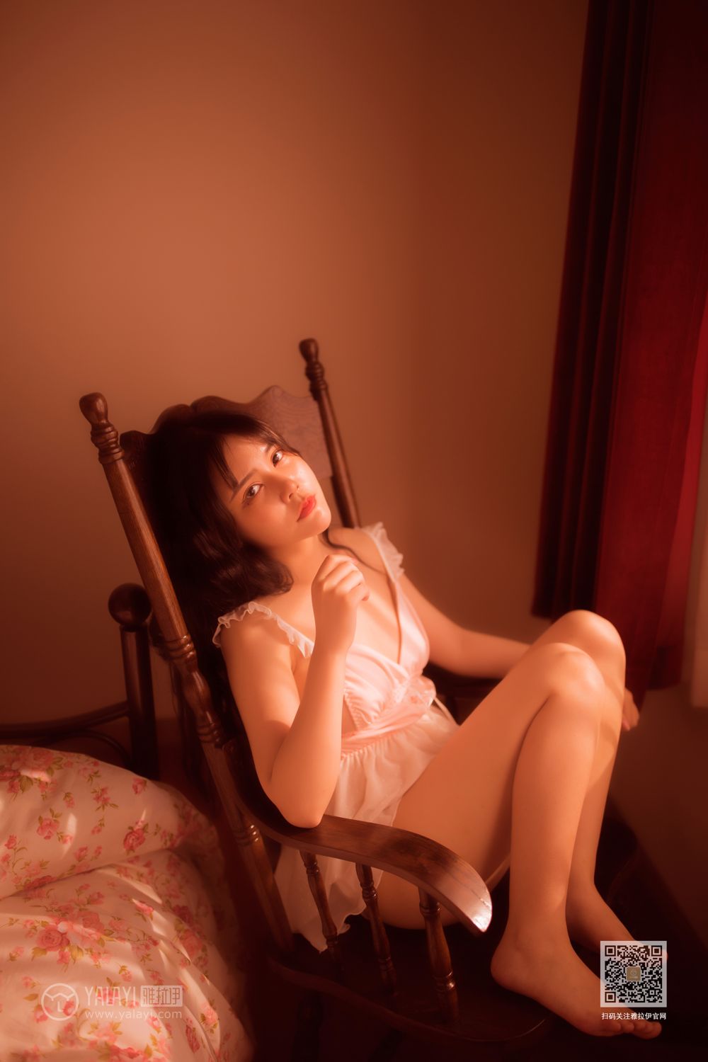 [YALAYI雅拉伊]高清写真图 2019.09.14 No.406 香床美人儿 香儿