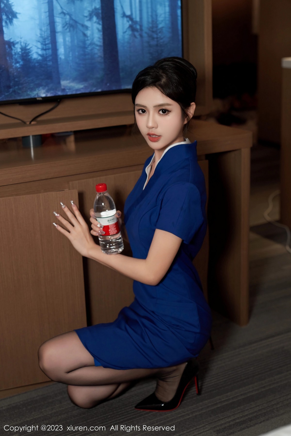 [XiuRen]高清写真图 2023.05.11 No.6720 浅浅Danny 制服美腿