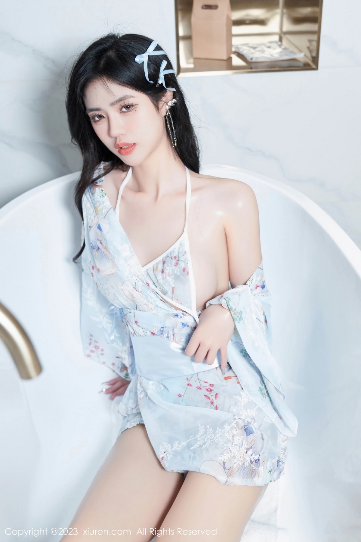 [XiuRen]高清写真图 2023.06.15 No.6924 浅浅Danny 丝袜美腿