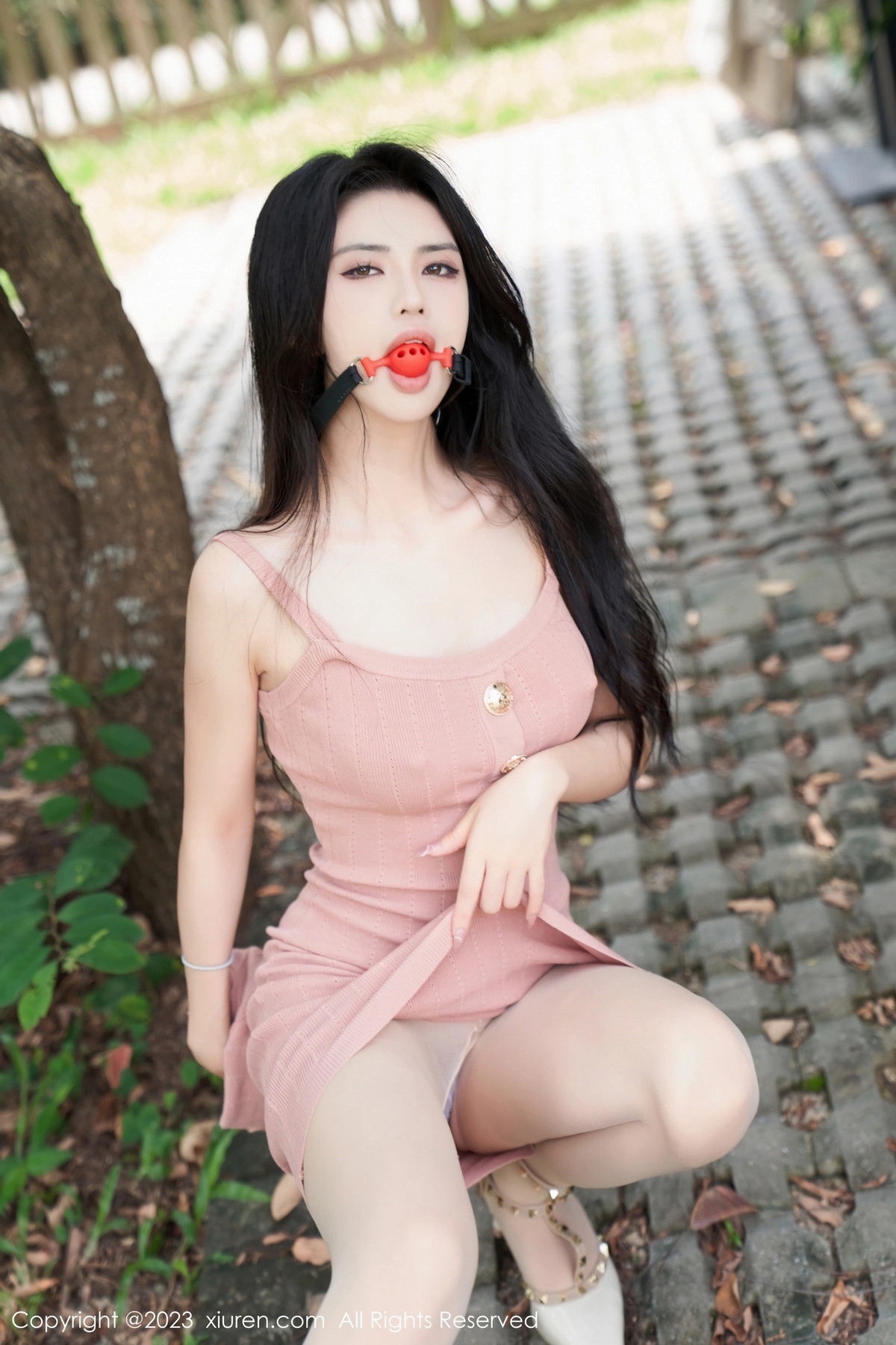 [XiuRen]高清写真图 2023.07.26 No.7137 浅浅Danny 户外拍摄