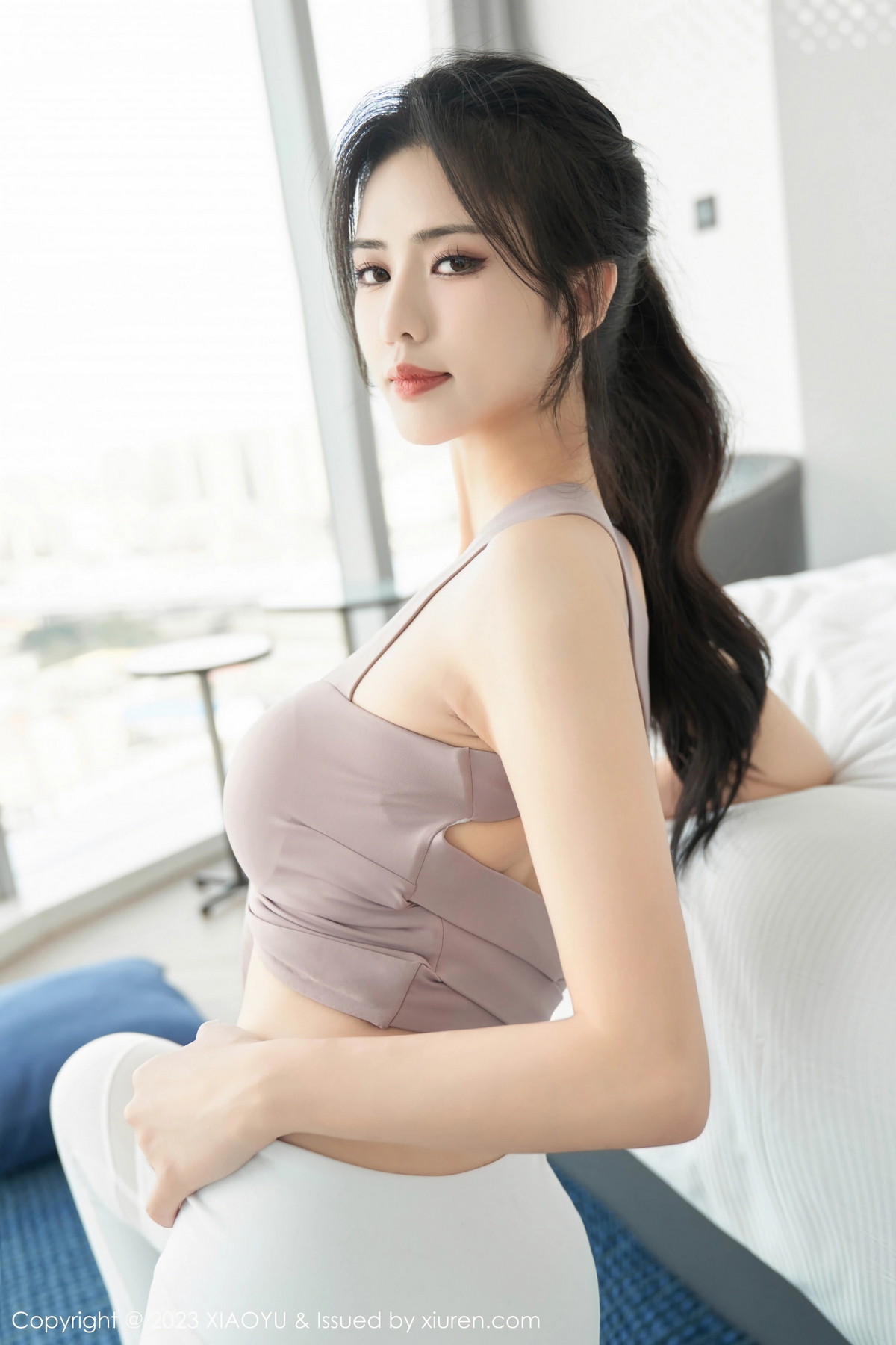 [XiuRen]高清写真图 2023.08.10 No.7213 浅浅Danny 美腿美臀