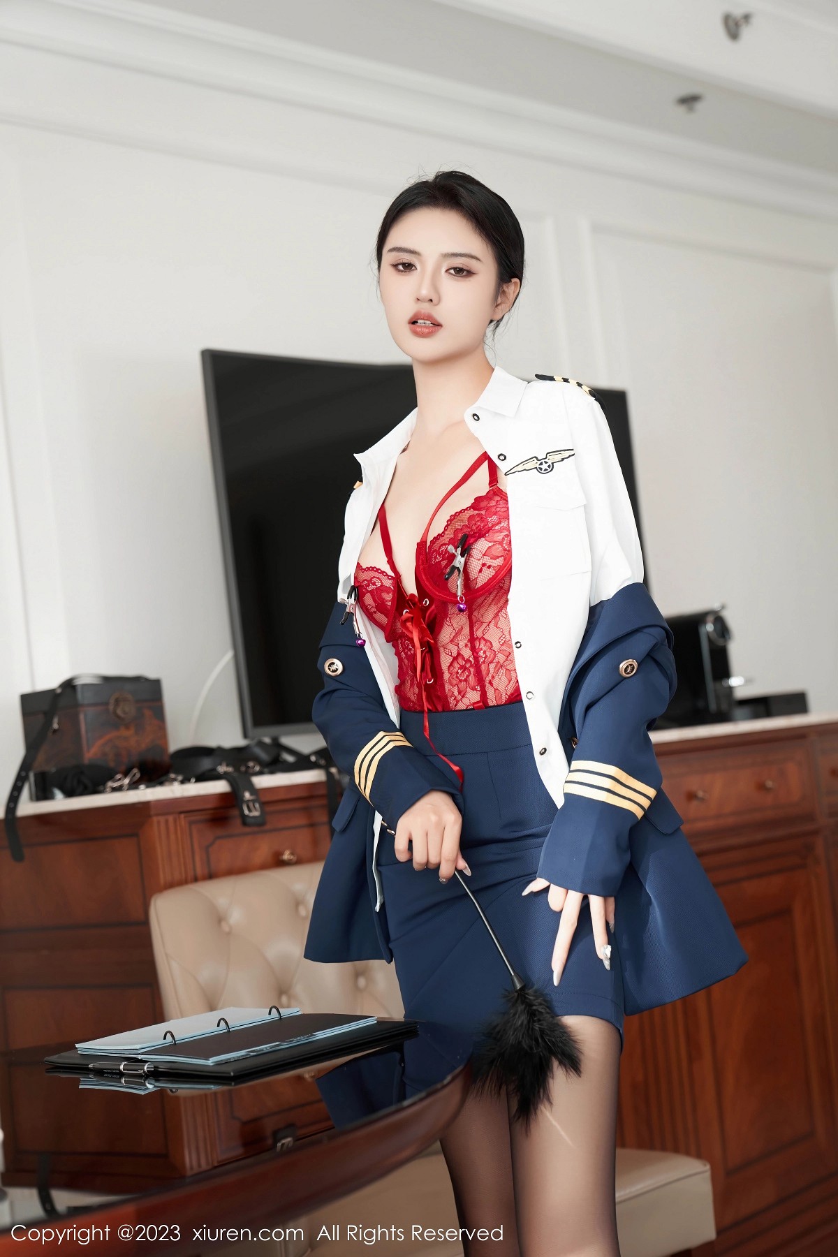 [XiuRen]高清写真图 2023.11.29 No.7737 浅浅Danny 黑丝美腿