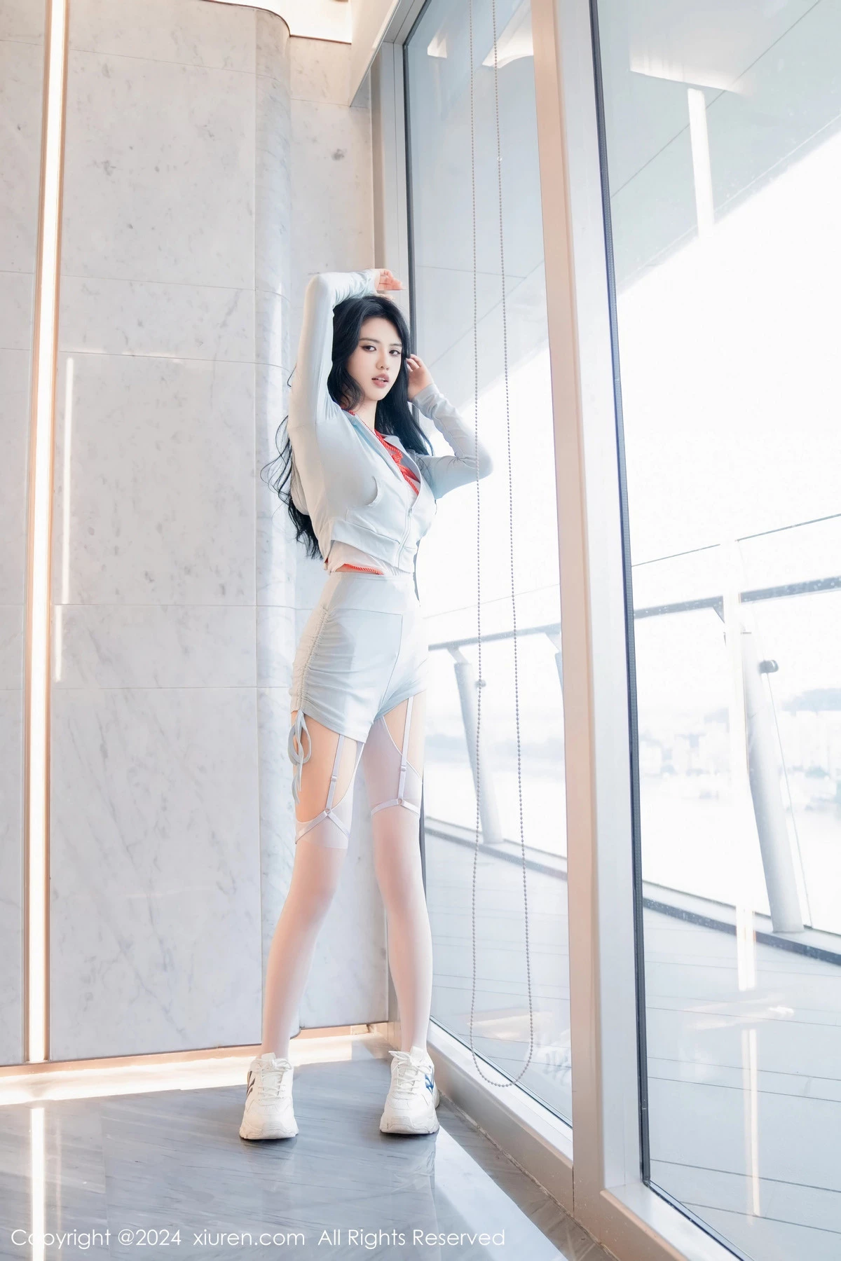 [XiuRen]高清写真图 2024.02.19 No.8105 浅浅Danny 捆绑美腿