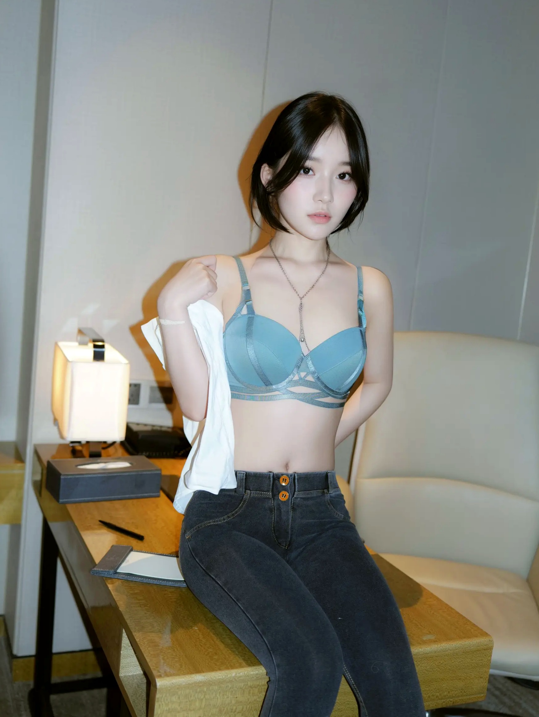 Gallery - 汁汁 - 实习期女秘书，职场OL制服与私房内衣双重诱惑 [87P]制服诱惑私房照性感气质清纯内衣 汁汁女神私房照_秀色女神 - image 36