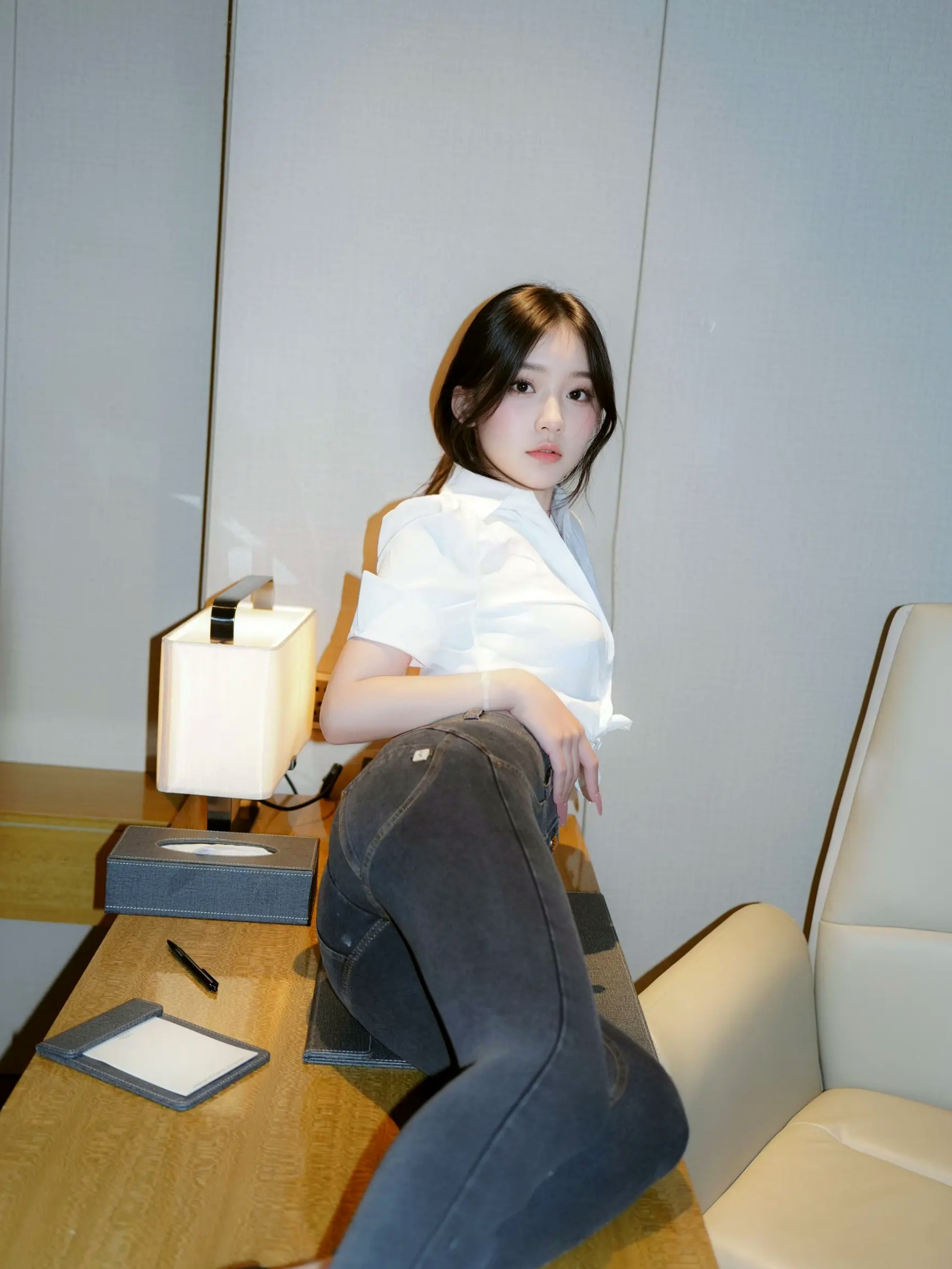 Gallery - 汁汁 - 实习期女秘书，职场OL制服与私房内衣双重诱惑 [87P]制服诱惑私房照性感气质清纯内衣 汁汁女神私房照_秀色女神 - image 41