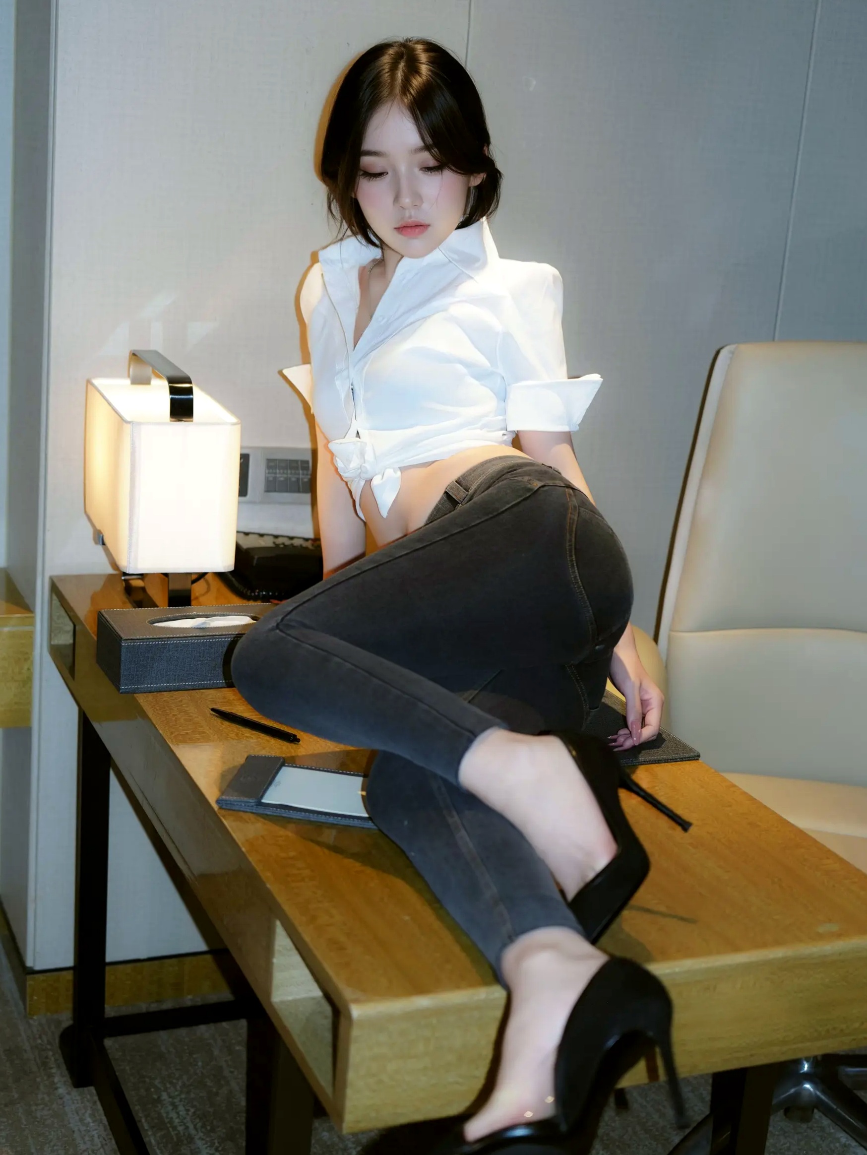 Gallery - 汁汁 - 实习期女秘书，职场OL制服与私房内衣双重诱惑 [87P]制服诱惑私房照性感气质清纯内衣 汁汁女神私房照_秀色女神 - image 47