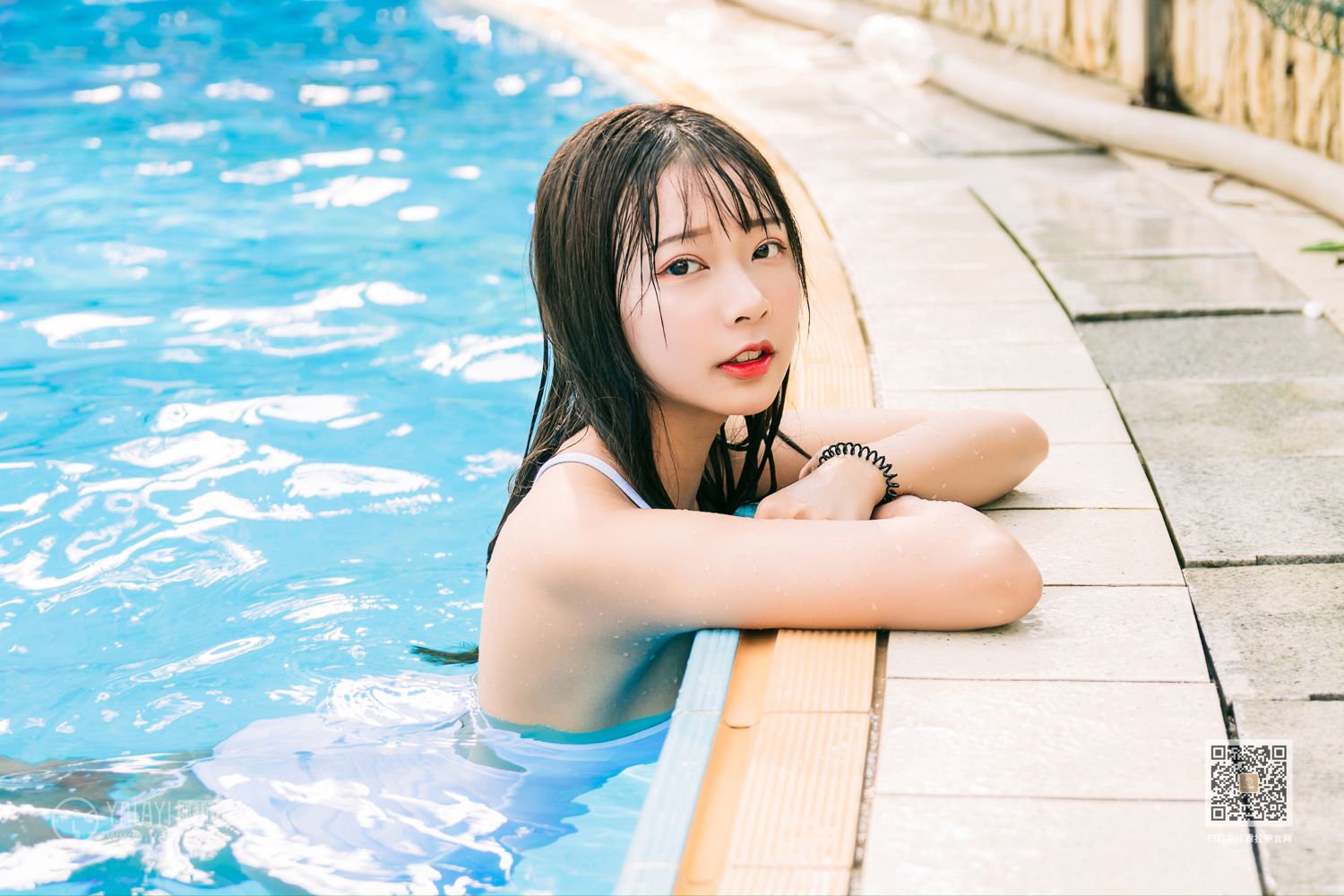 [YALAYI雅拉伊]高清写真图 2019.10.22 No.437 夏日回忆 阿禾
