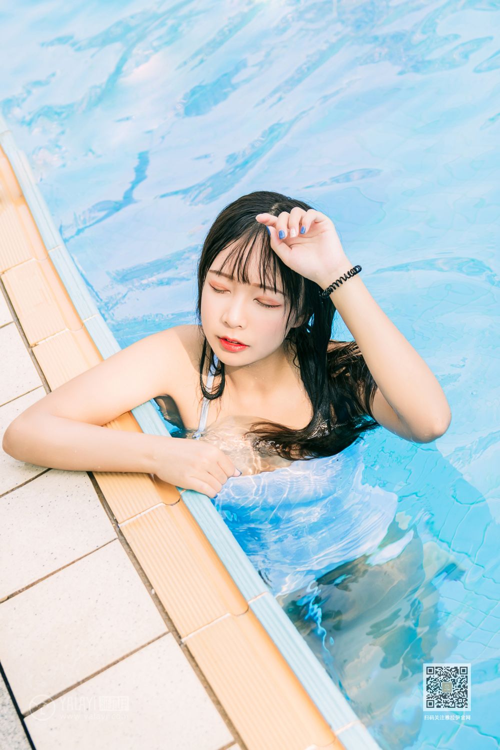 [YALAYI雅拉伊]高清写真图 2019.10.22 No.437 夏日回忆 阿禾