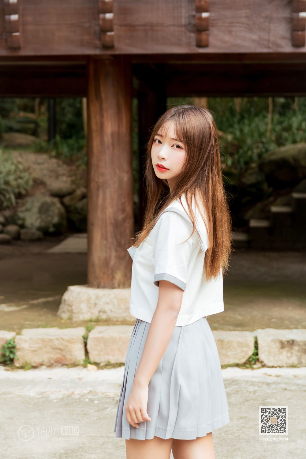 [YALAYI雅拉伊]高清写真图 2019.11.22 No.471 越秀百褶裙少女 阿禾