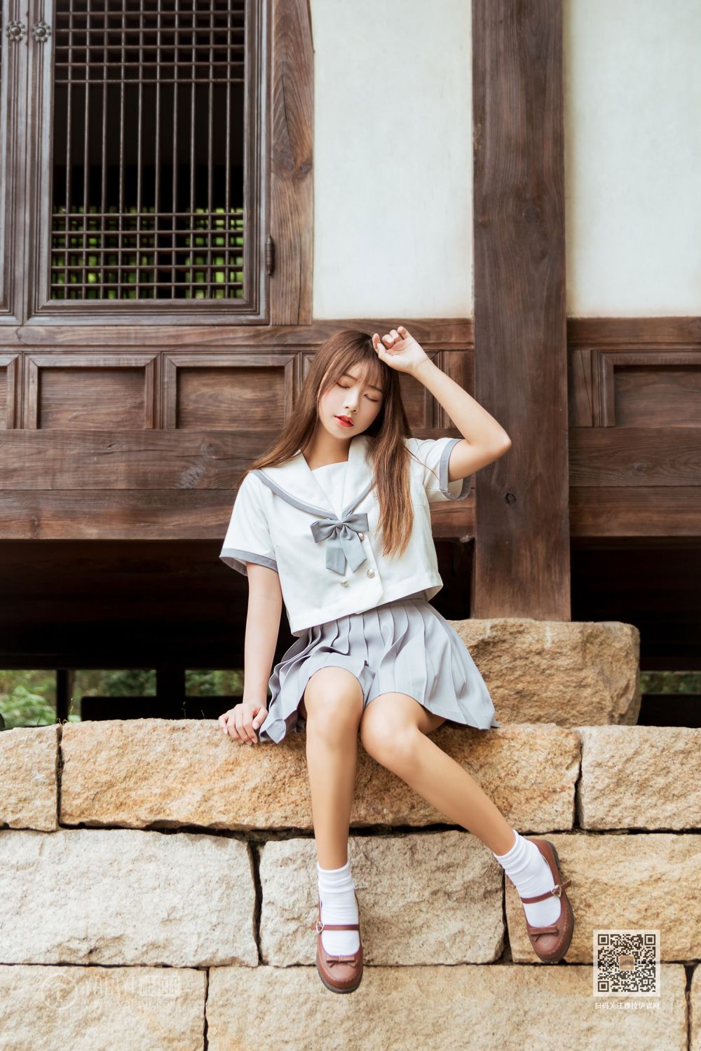 [YALAYI雅拉伊]高清写真图 2019.11.22 No.471 越秀百褶裙少女 阿禾