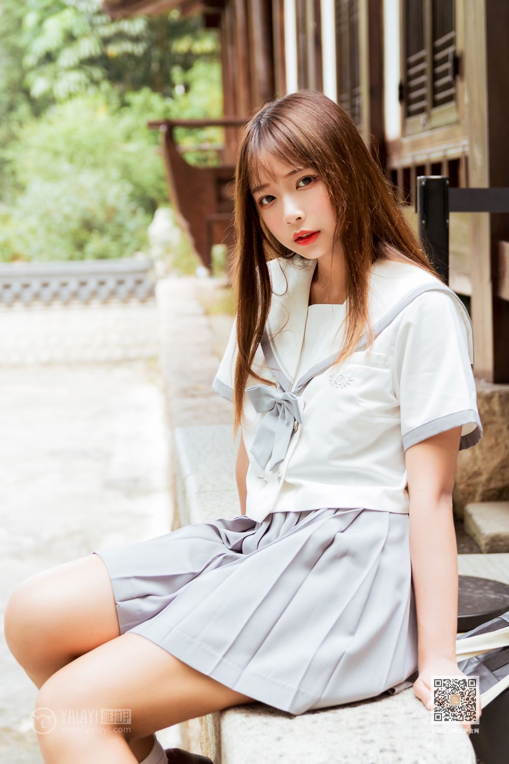[YALAYI雅拉伊]高清写真图 2019.11.22 No.471 越秀百褶裙少女 阿禾
