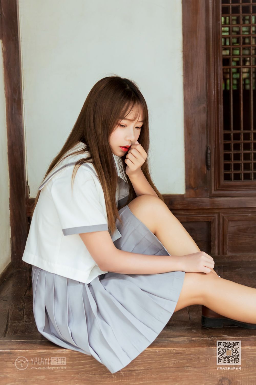 [YALAYI雅拉伊]高清写真图 2019.11.22 No.471 越秀百褶裙少女 阿禾