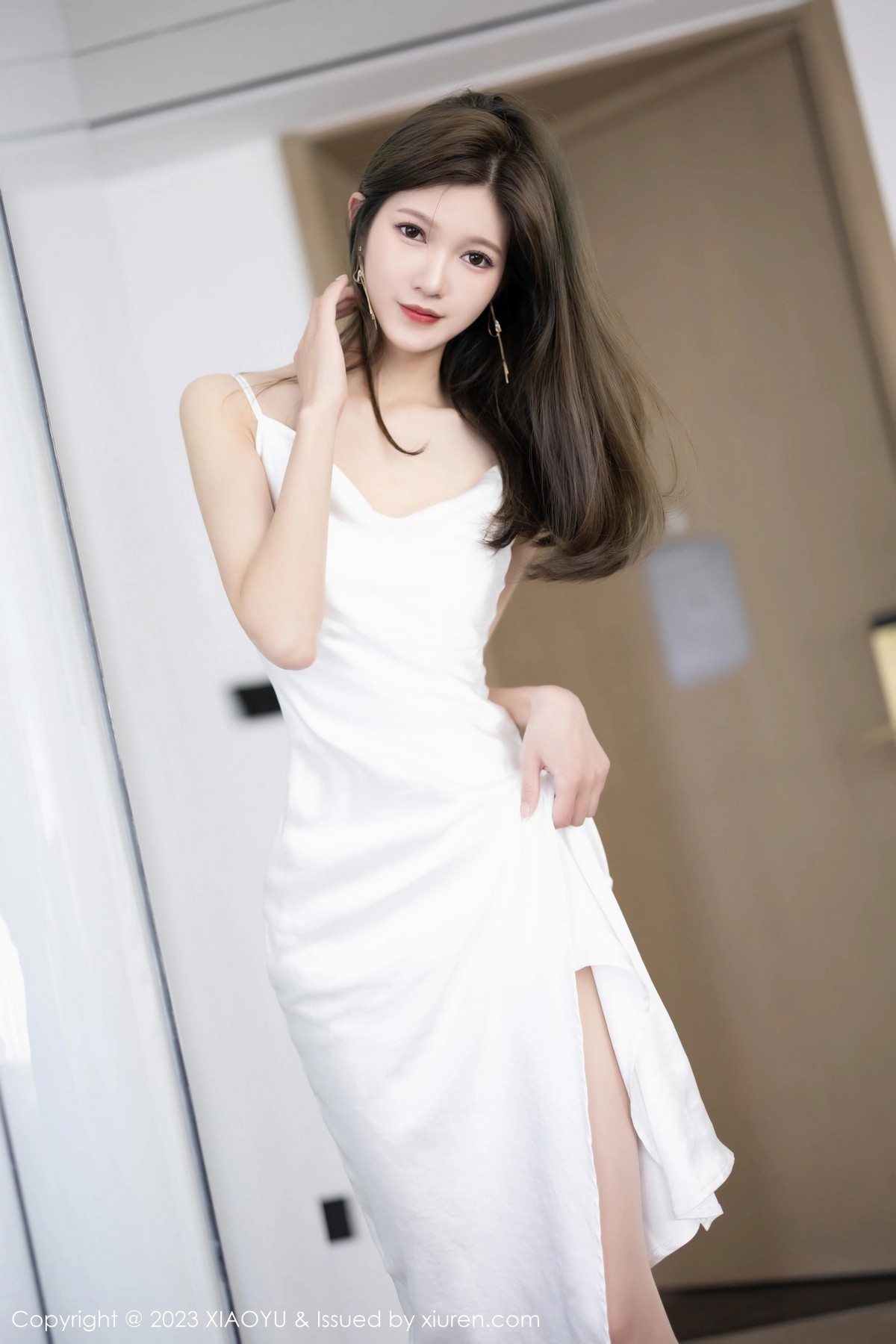 [XIAOYU]高清写真图 2023.06.15 VOL.1050 程程程- 长群美腿