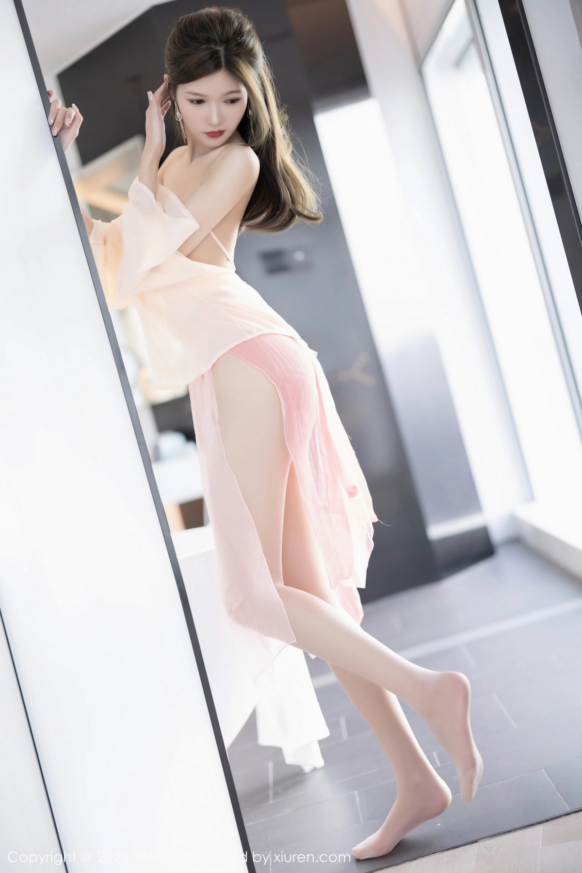 [XIAOYU]高清写真图 2023.06.15 VOL.1050 程程程- 长群美腿