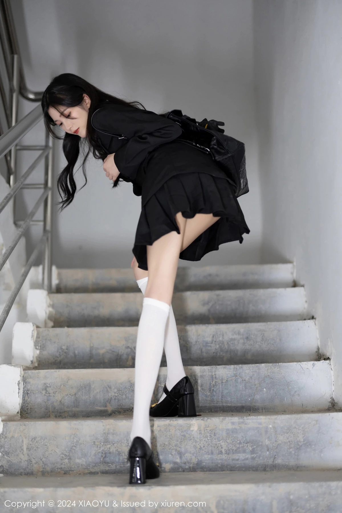 [XIAOYU]高清写真图 2024.02.19 VOL.1204 程程程- 制服美腿