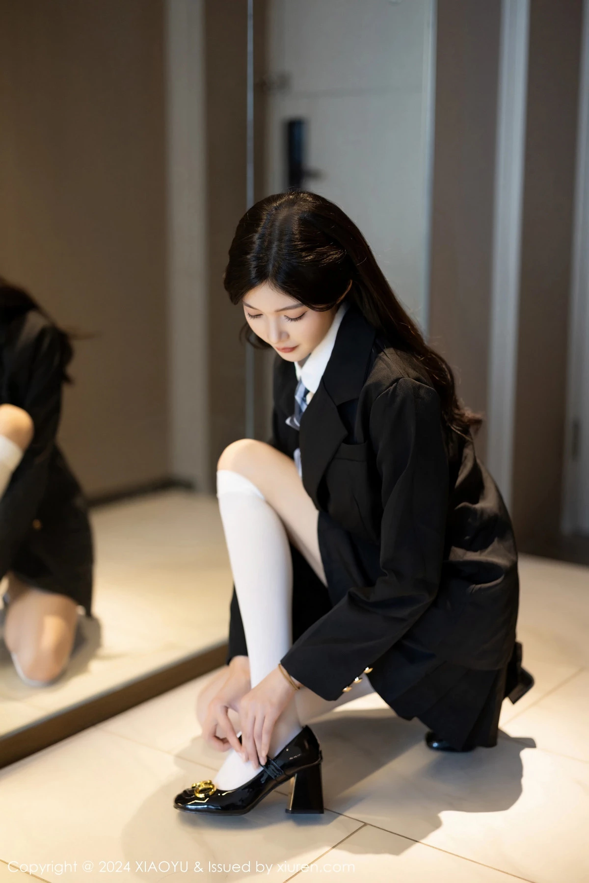 [XIAOYU]高清写真图 2024.02.19 VOL.1204 程程程- 制服美腿