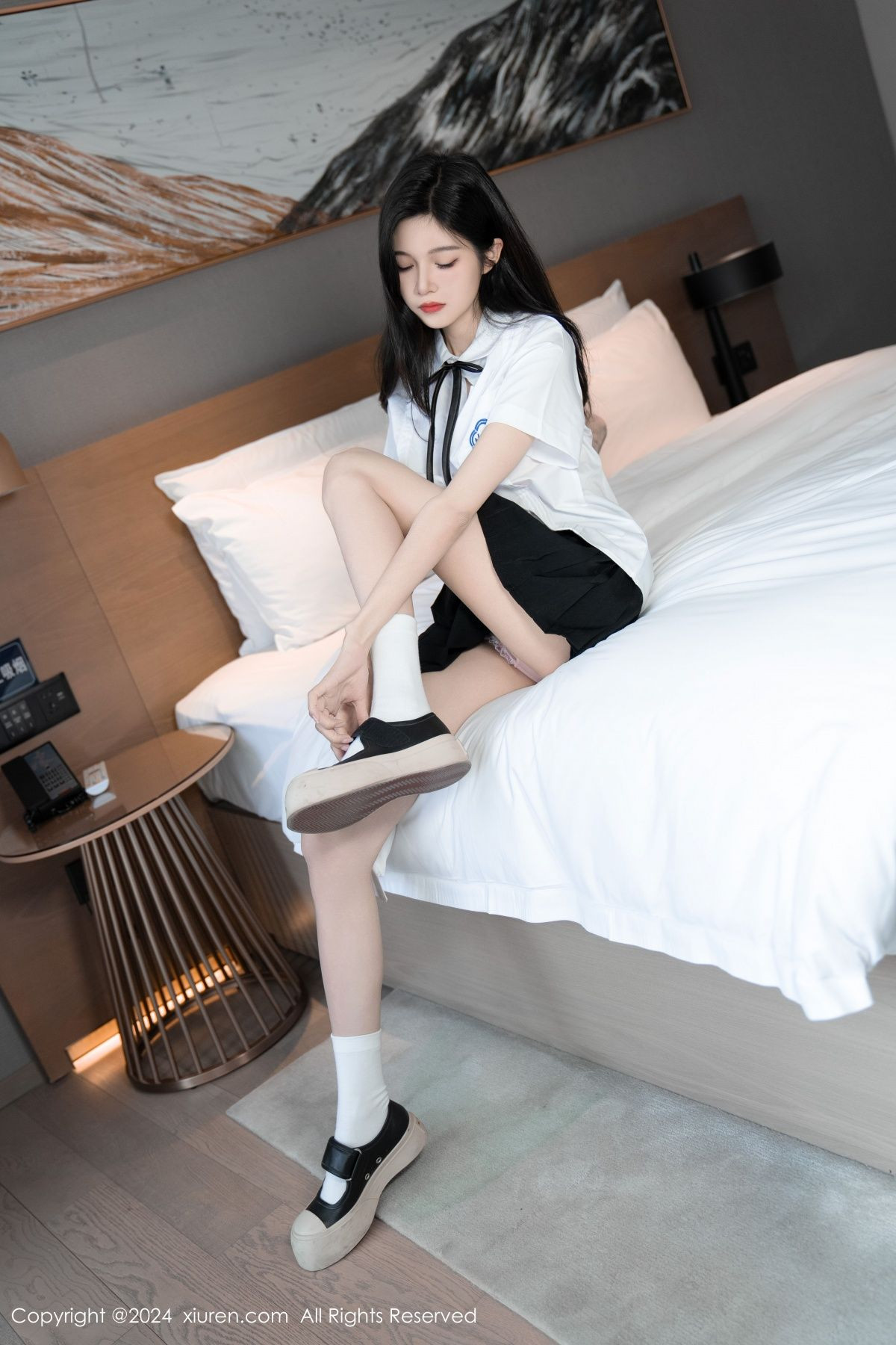 [XiuRen]高清写真图 2024.06.07 No.8671 程程程- 美腿性感